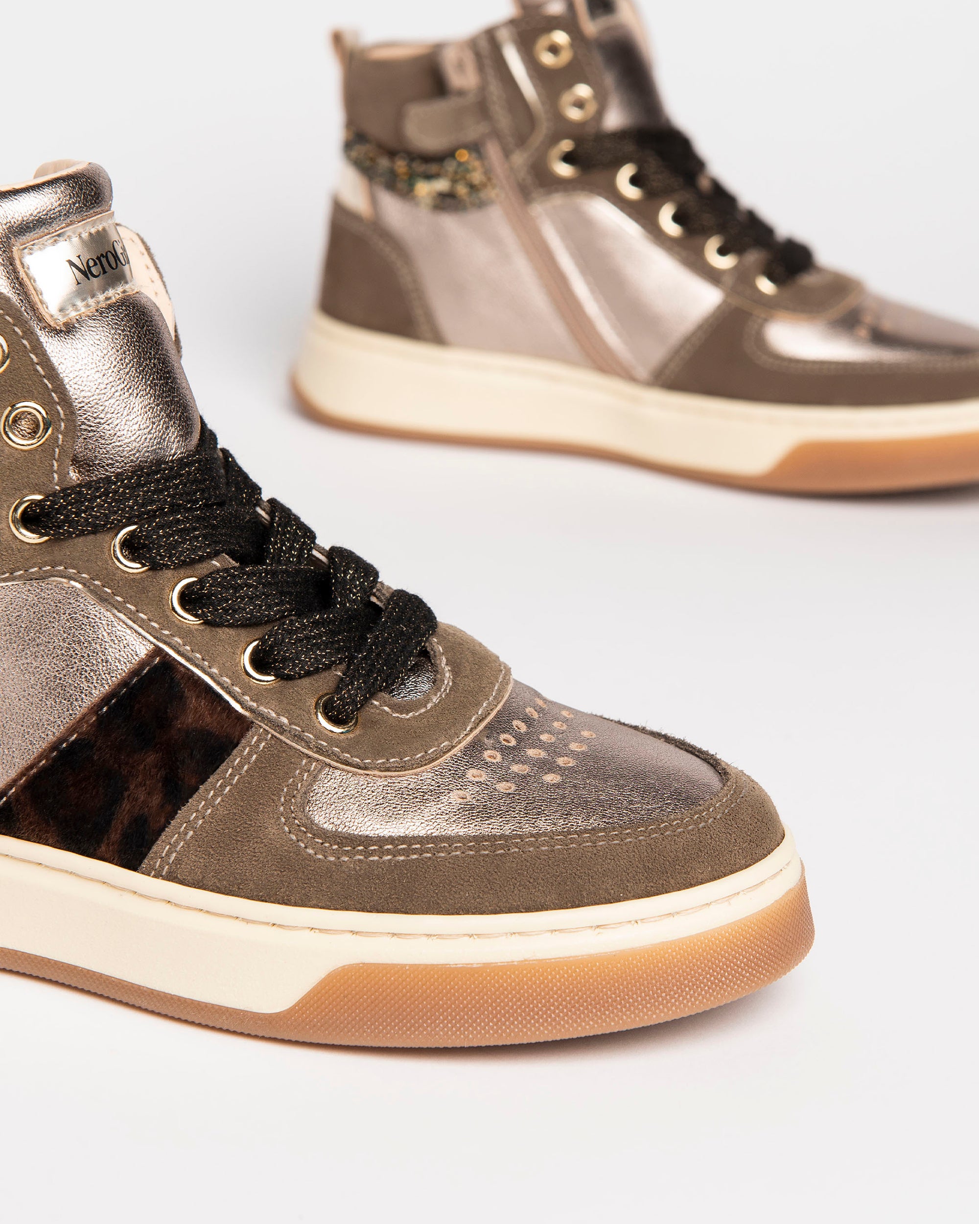 Nero Giardini basket daim cuir fille teens légère