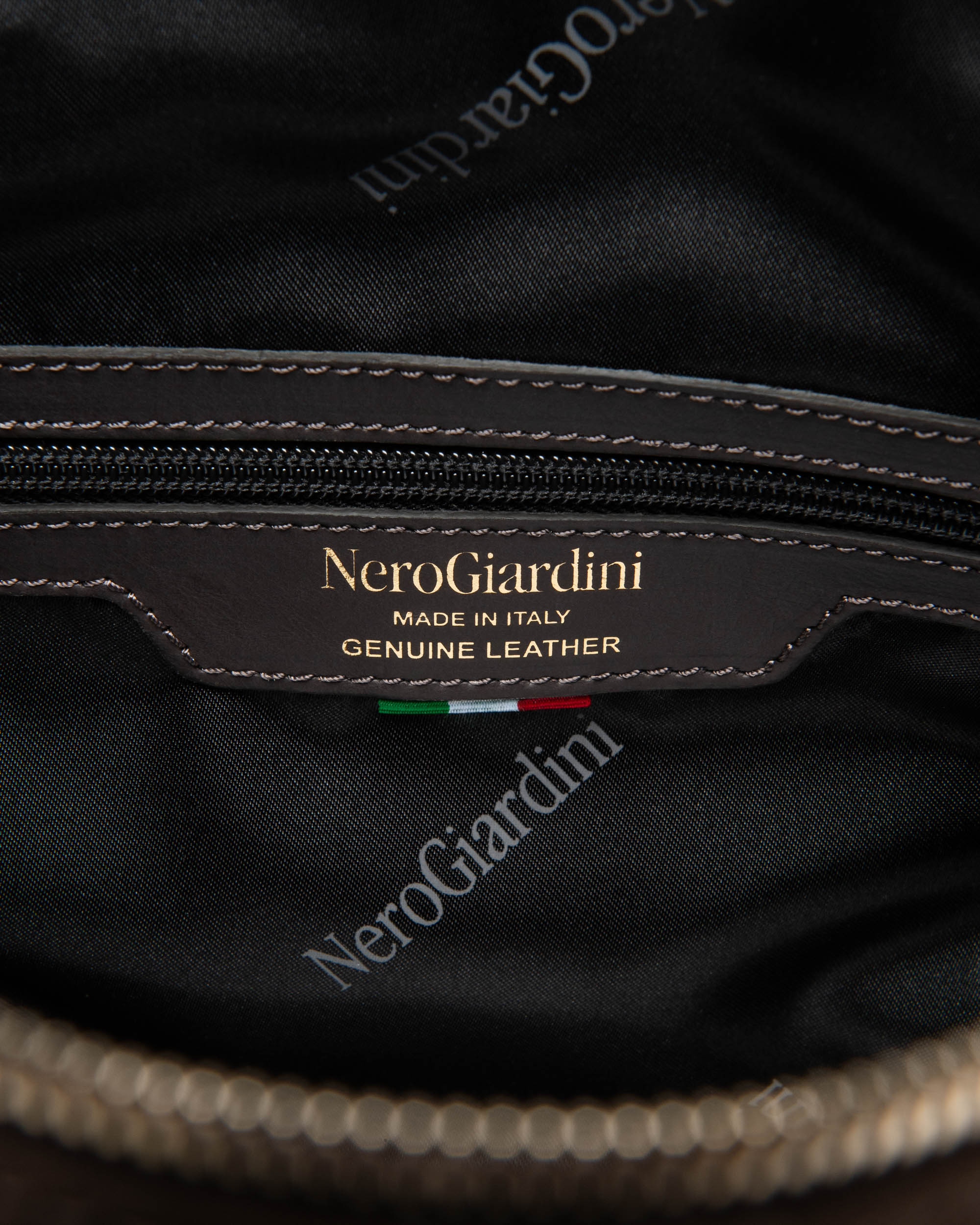 Nero Giardini Bags sac épaule daim femme PZ boucles