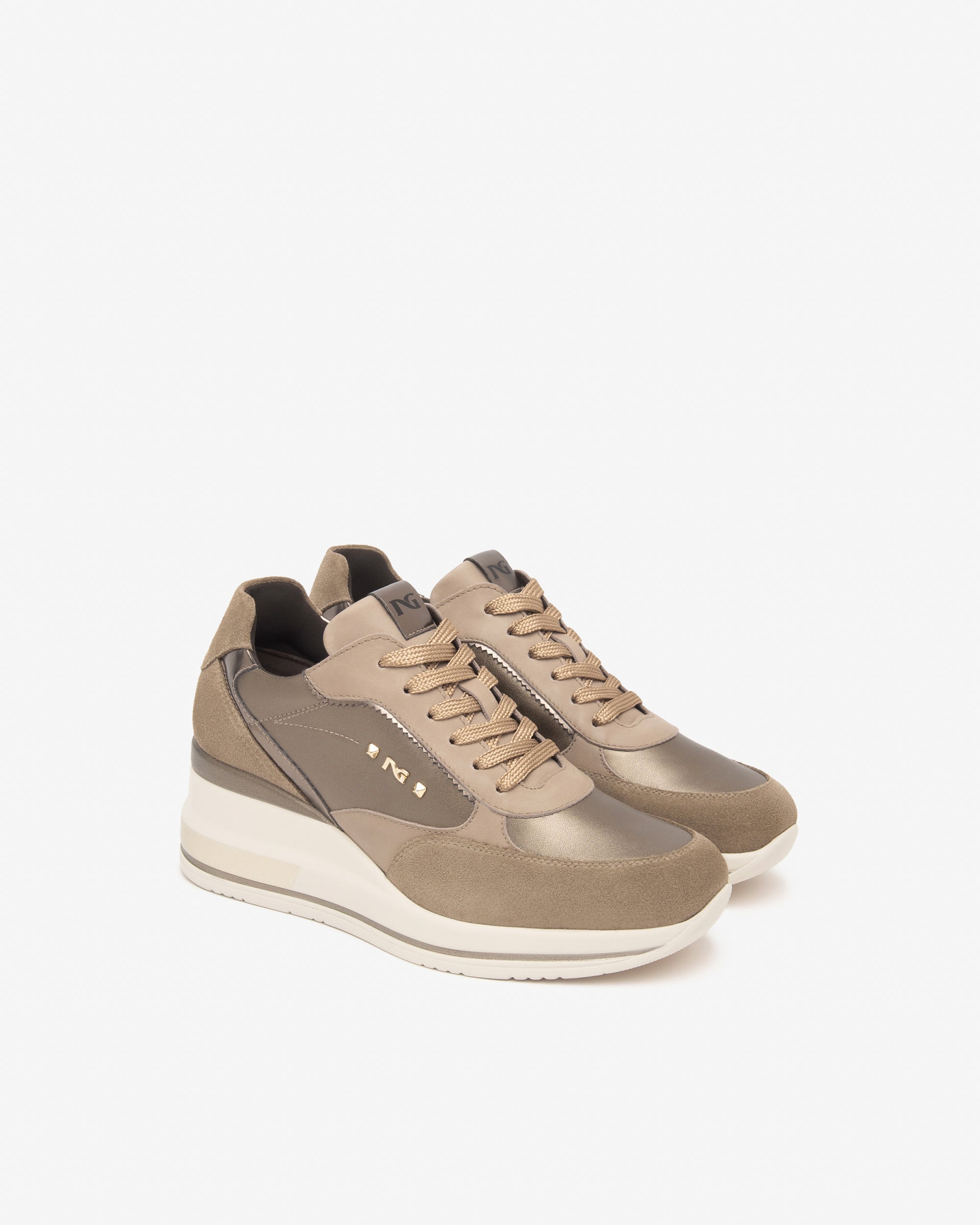 Nero Giardini Sneakers baskets femme daim verni