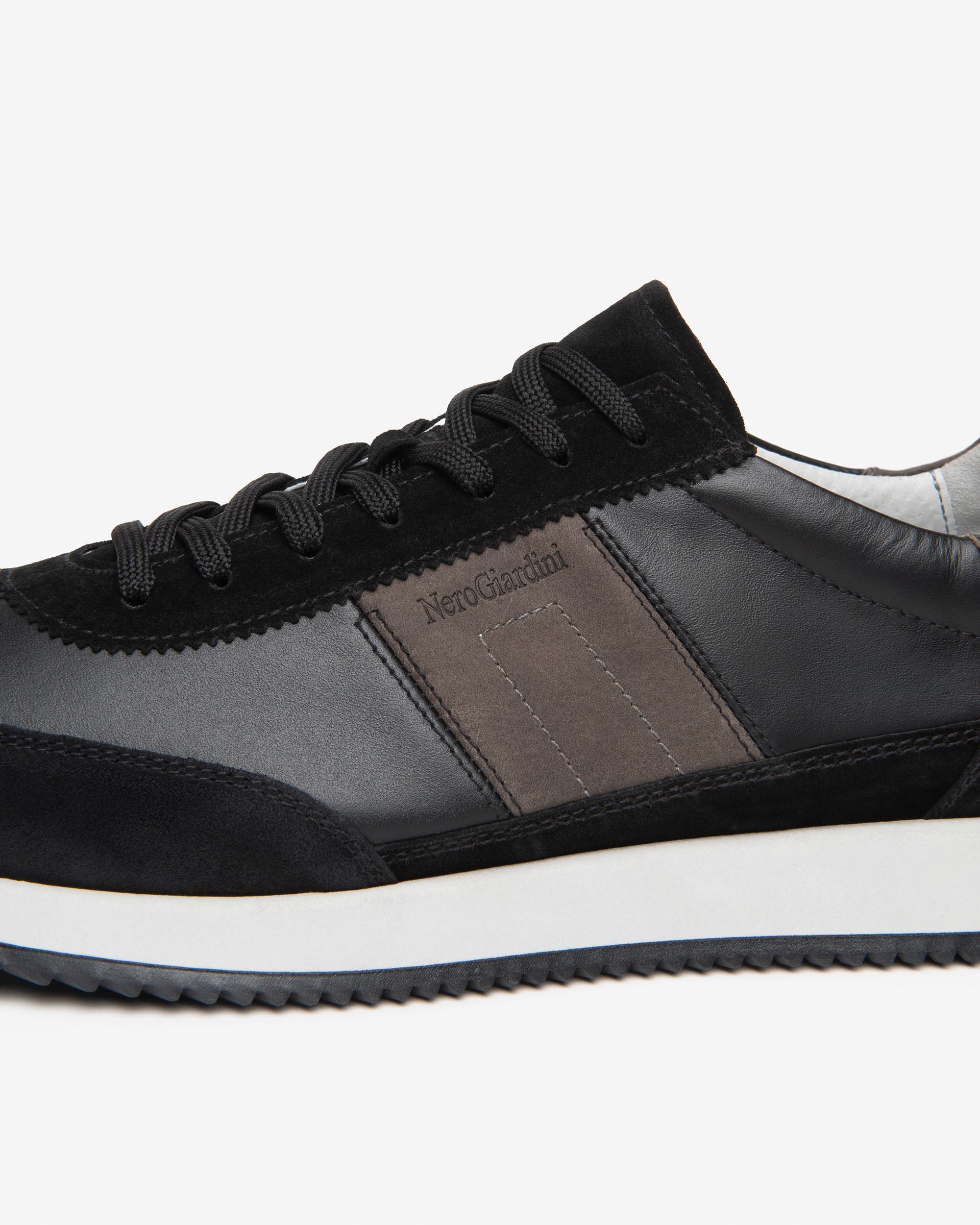 Nero Giardini Sneakers baskets cuir daim homme lacets
