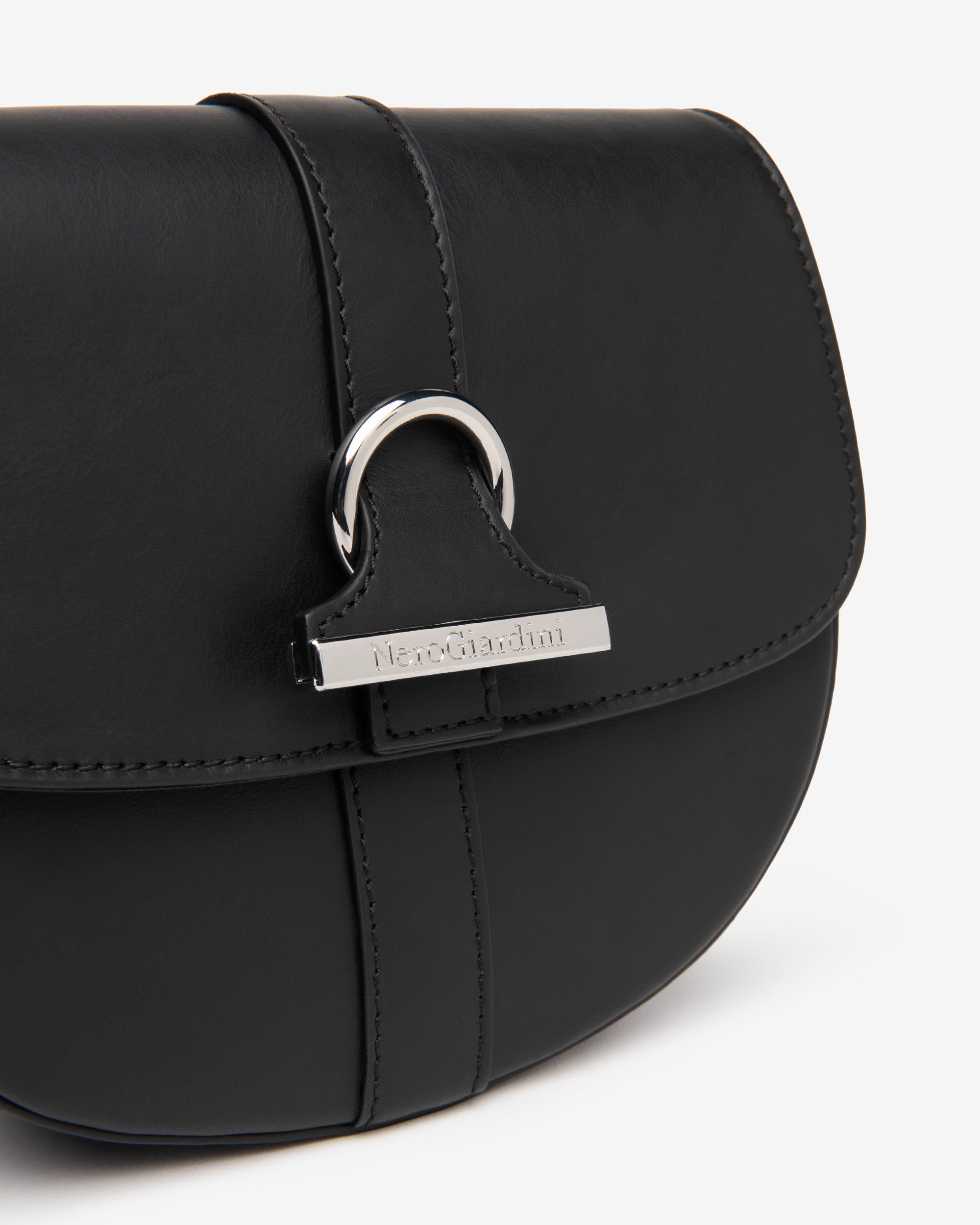 Nero Giardini sac bandoulière cuir femme PZ Italie