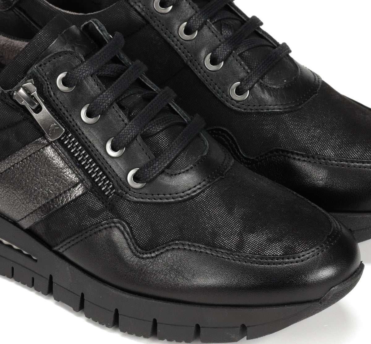 Fluchos Meryl F1624 baskets femme noir confort