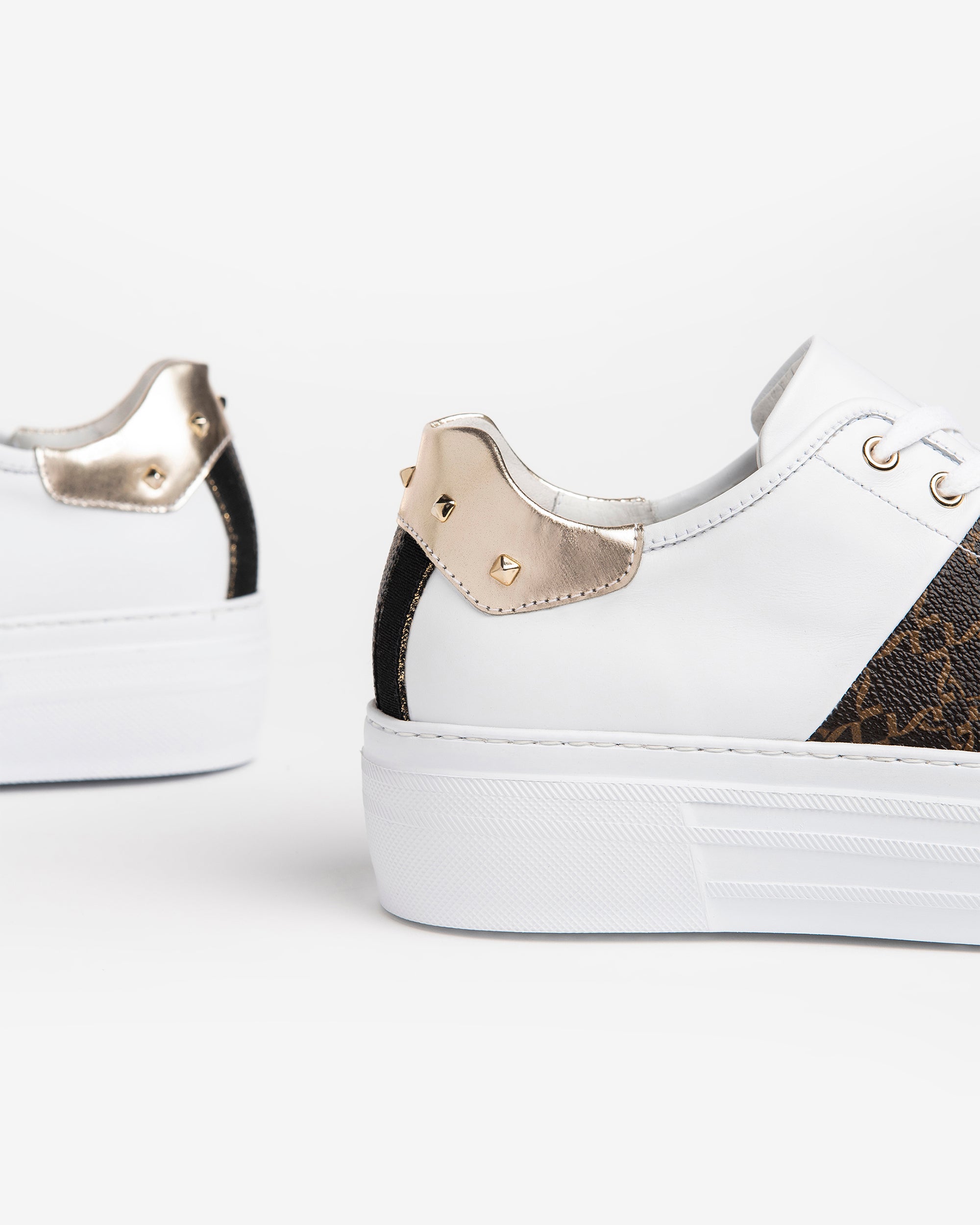 Nero Giardini Sneakers baskets cuir femme confort