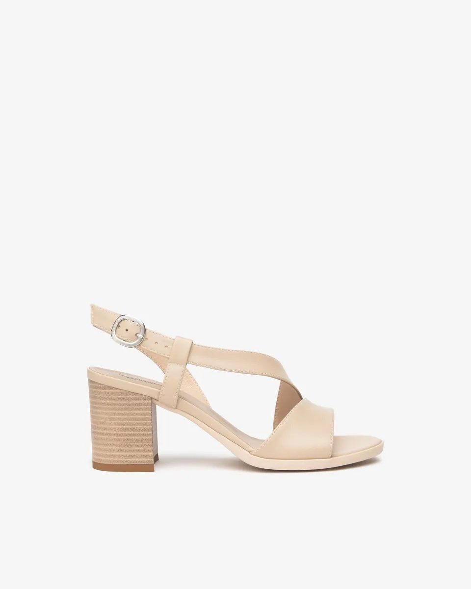 Nero Giardini Sandales cuir femme confort été