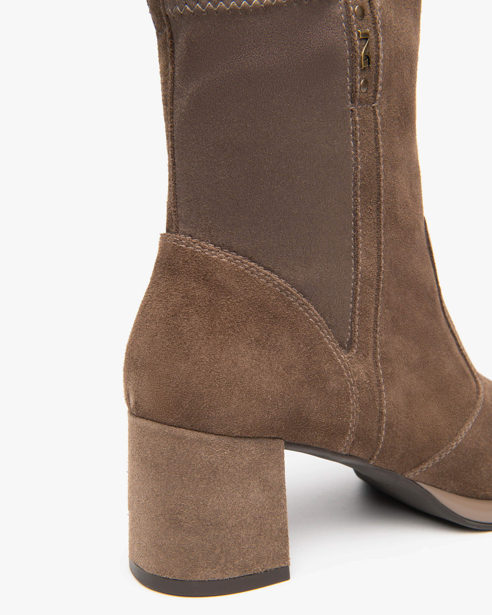 Nero Giardini Ankle Booties bottines daim talon bloc