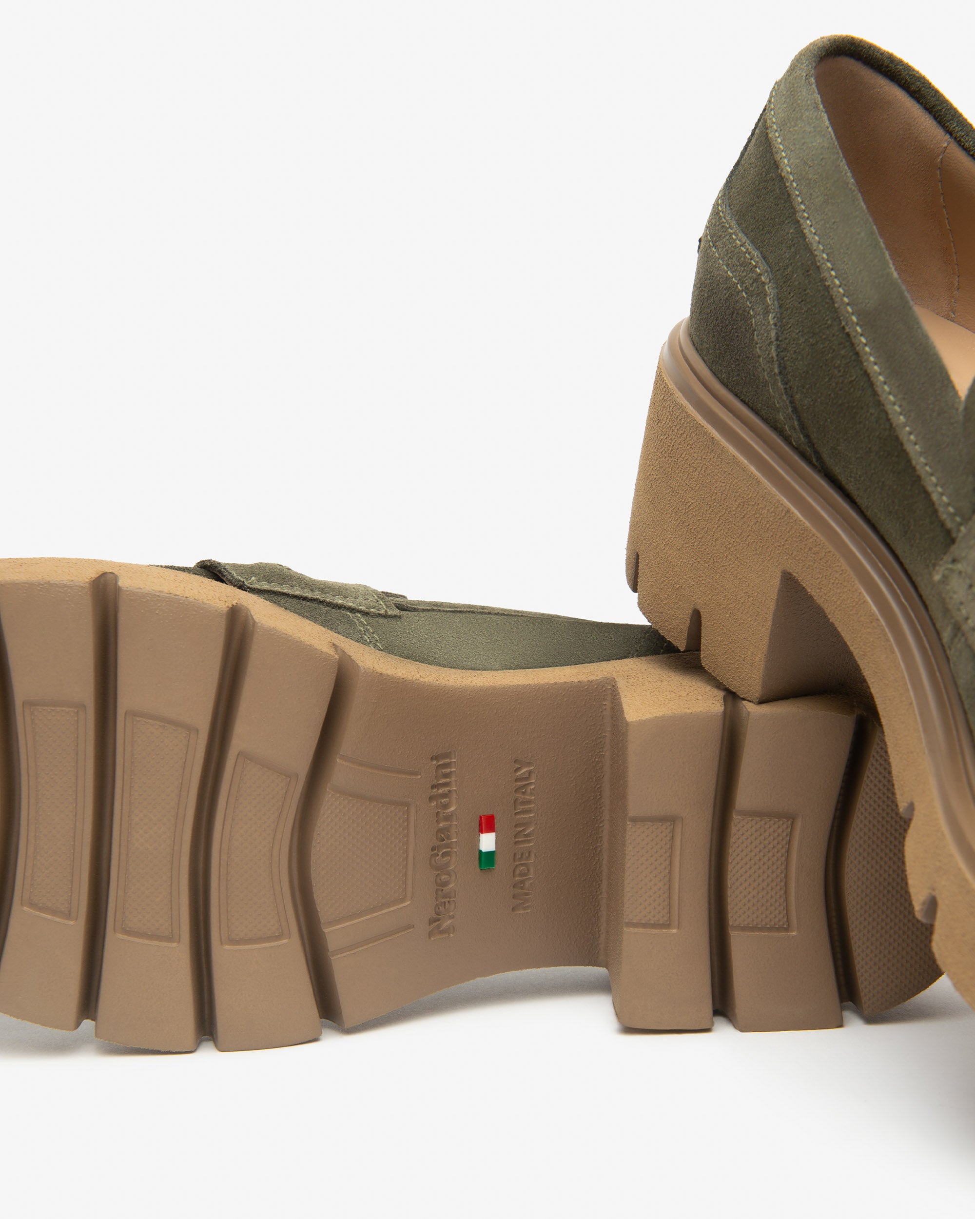 Nero Giardini Loafers mocassins daim femme talon 60mm