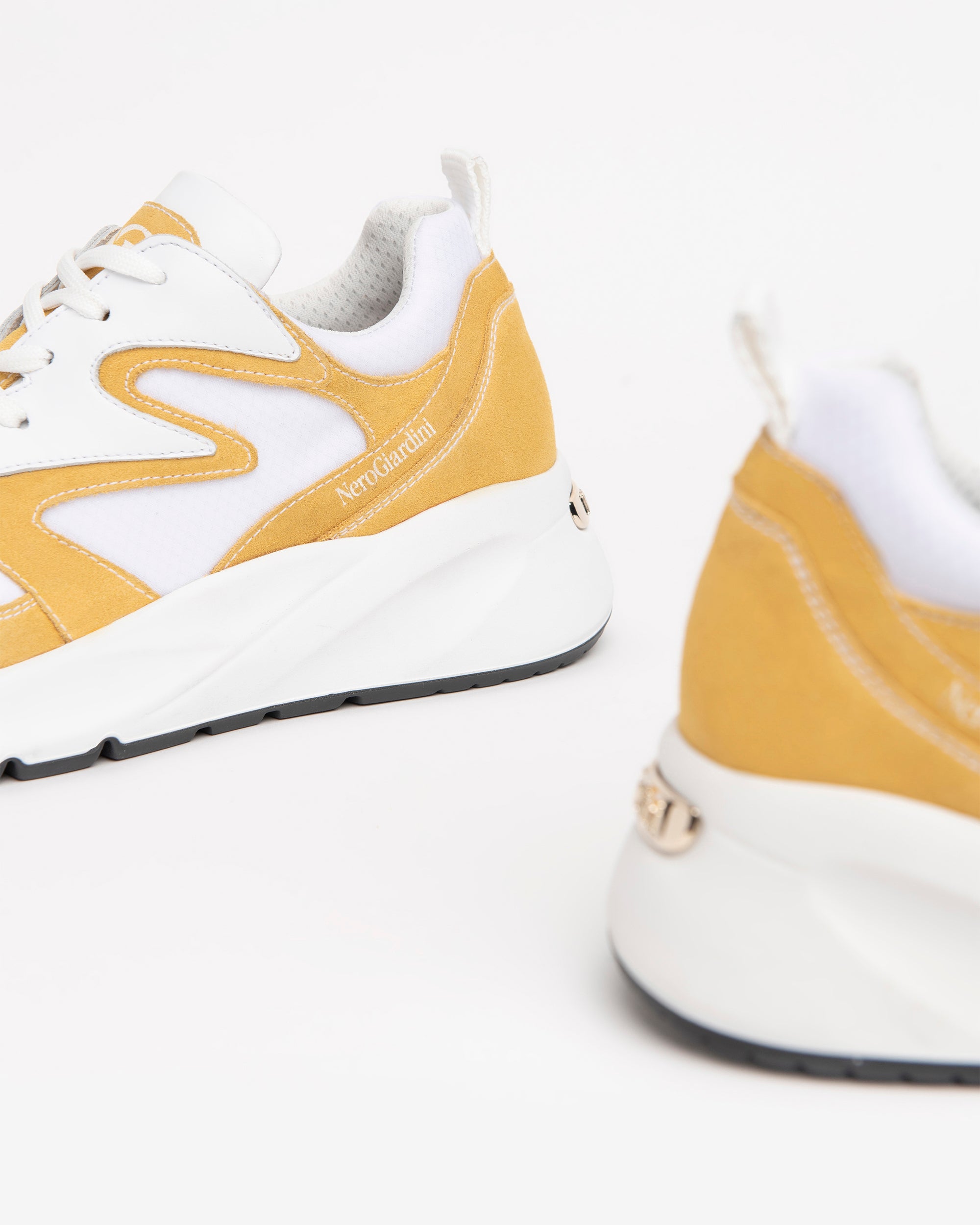 Nero Giardini Sneakers Baskets Daim Femme Semelle Sport