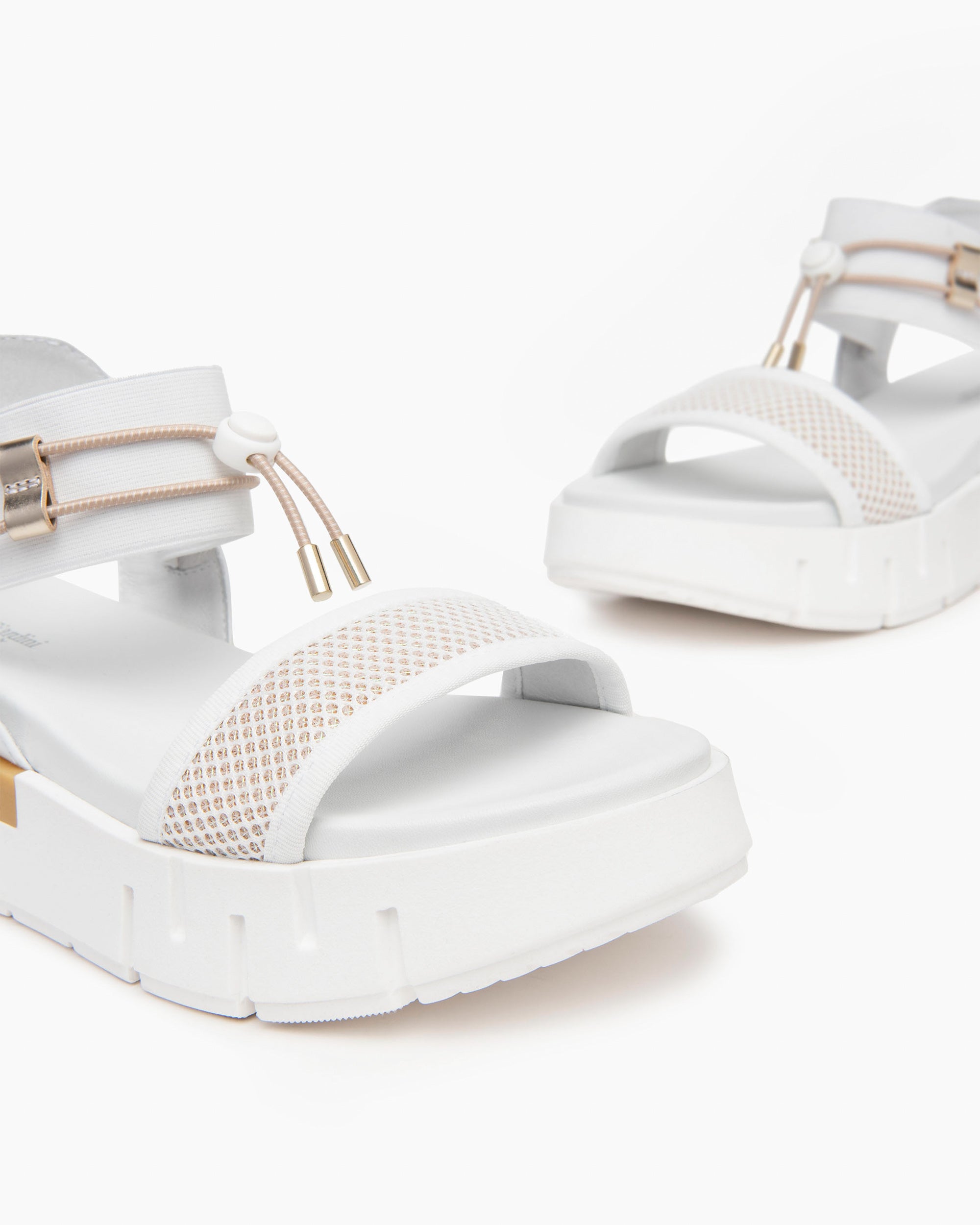 Nero Giardini Sandals sandales femme cuir toile compensées