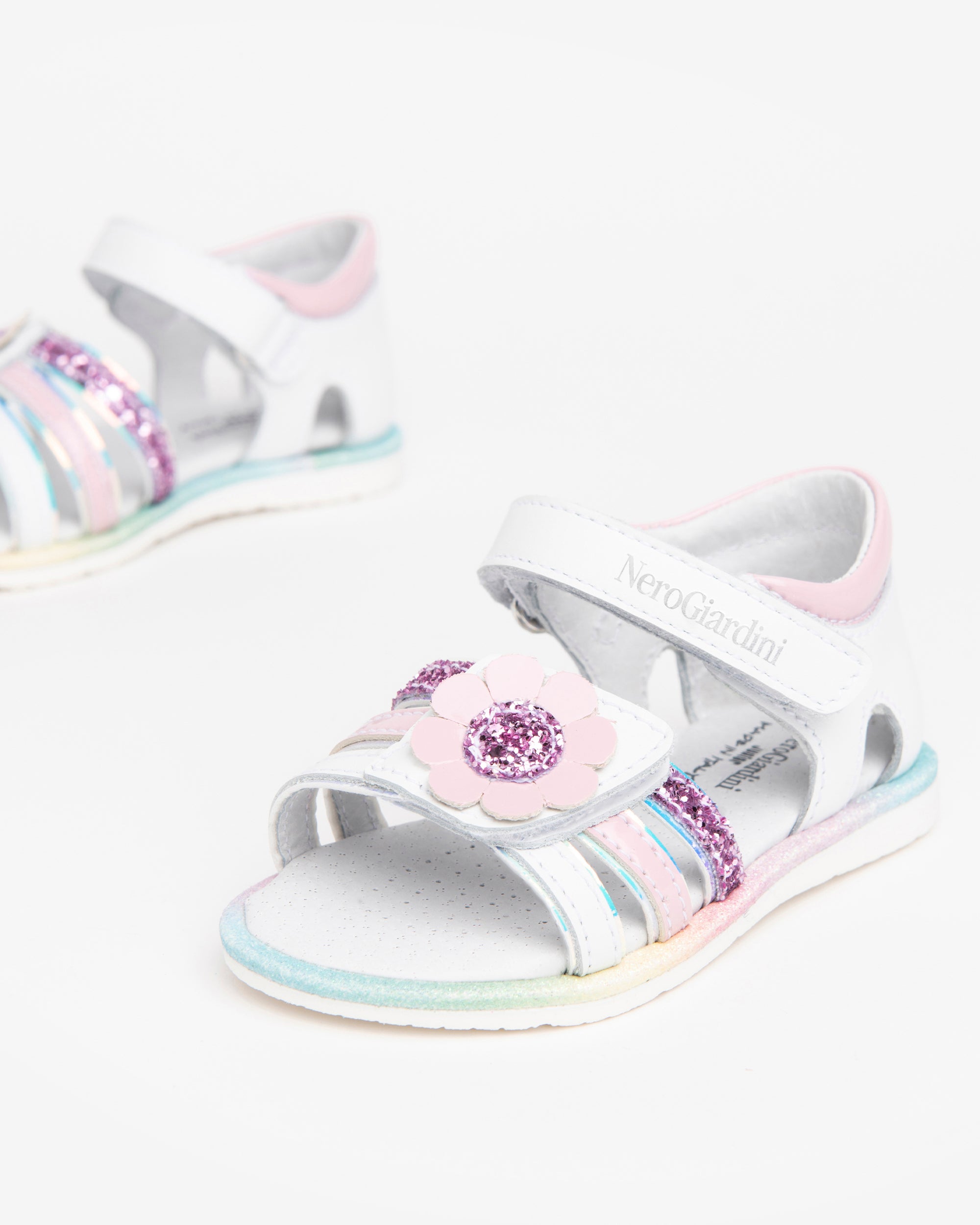 Nero Giardini Sandals sandales bébé fille 22