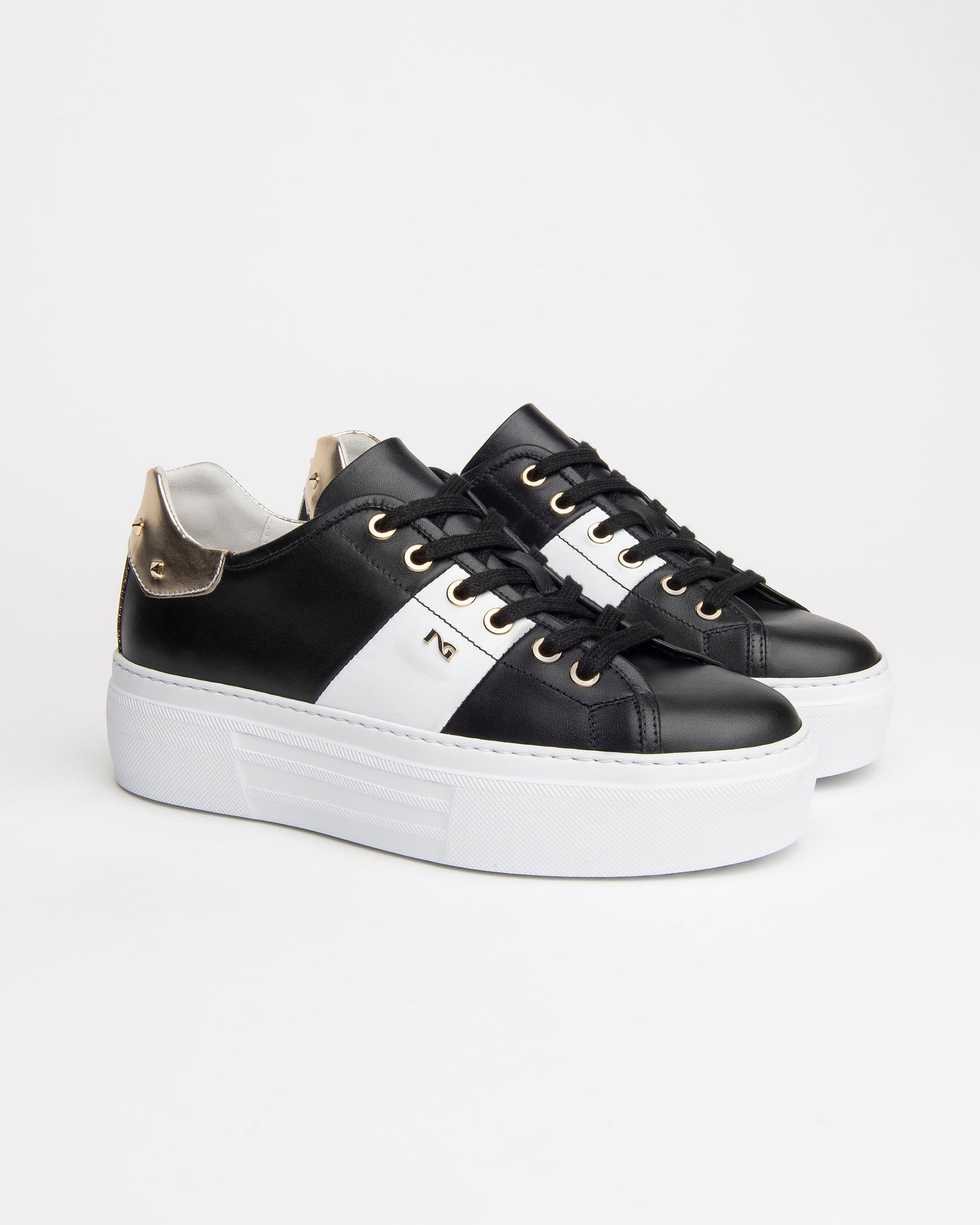 Nero Giardini Sneakers baskets cuir femme platine