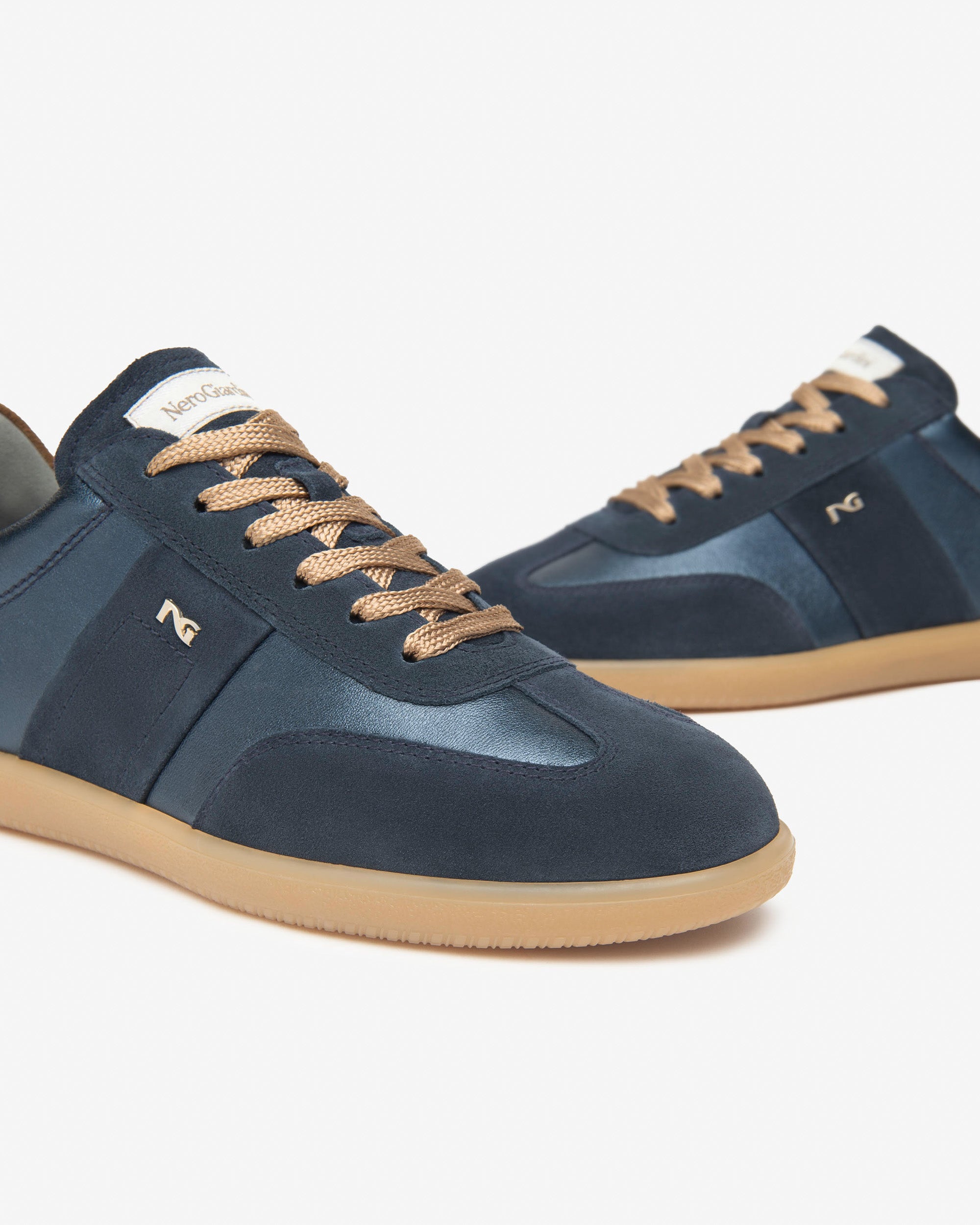 Nero Giardini Sneakers cuir daim femme 38