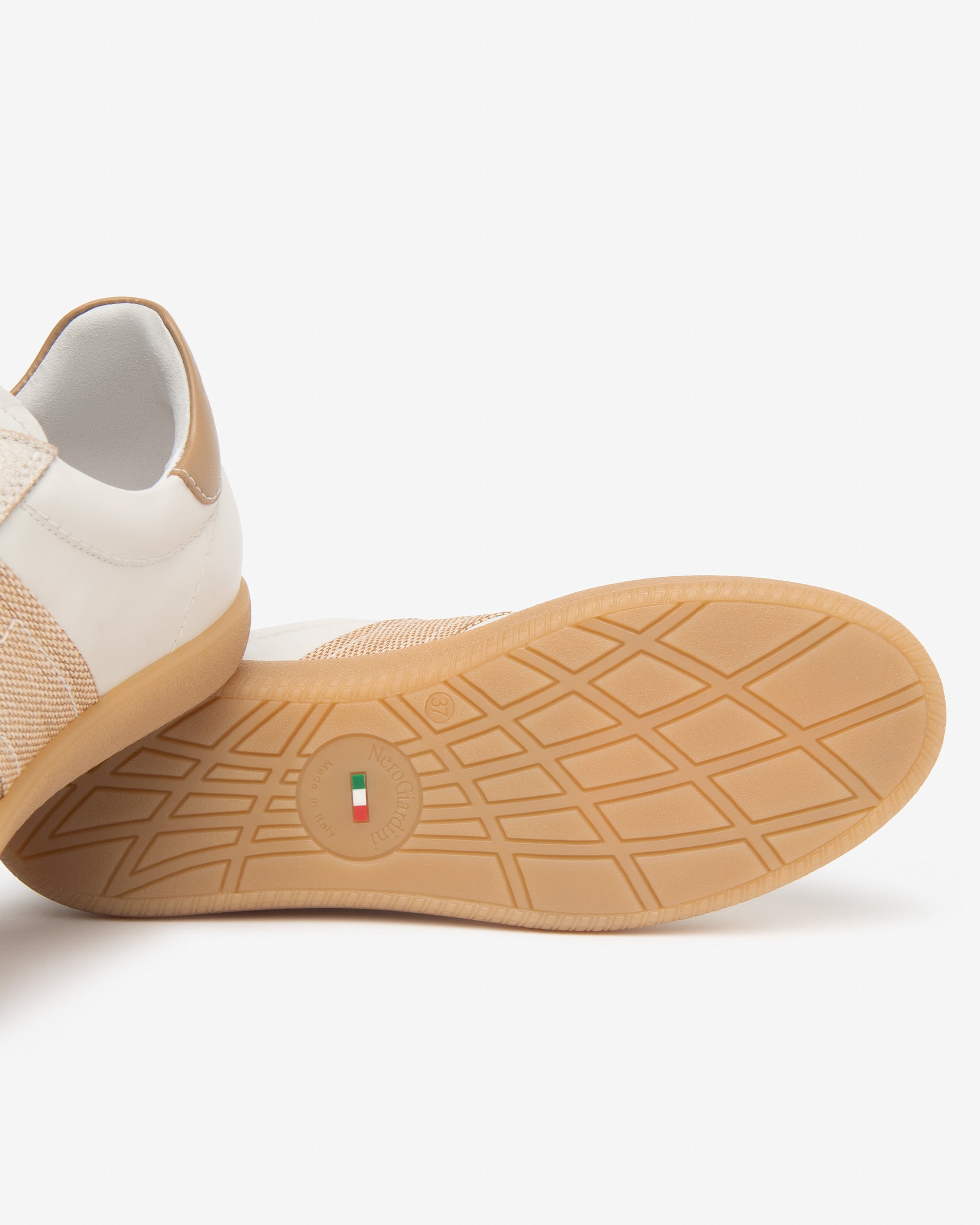 Nero Giardini Sneakers baskets cuir femme cuir et toile