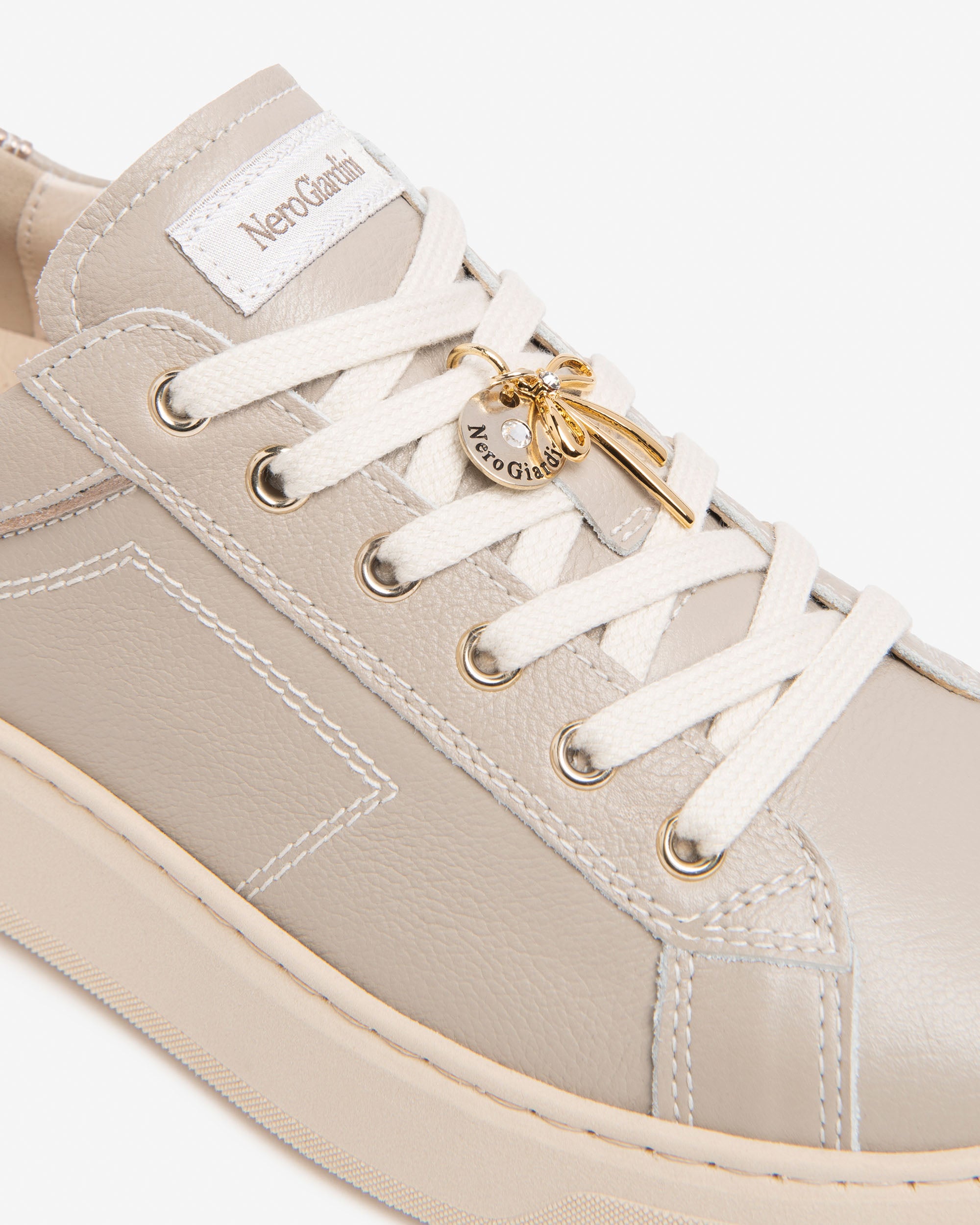 Nero Giardini Sneakers basket cuir femme semelle 40 mm