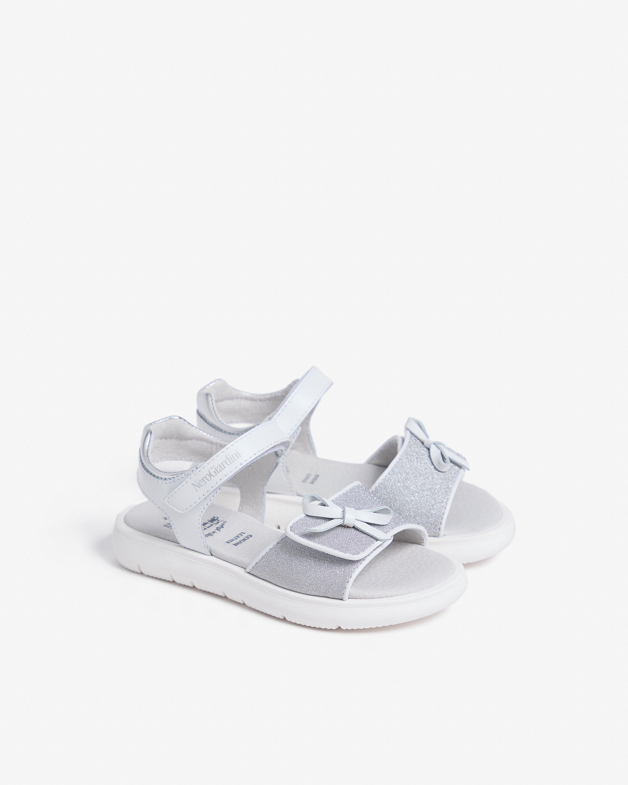Nero Giardini Sandals sandales fille cuir pointure 28
