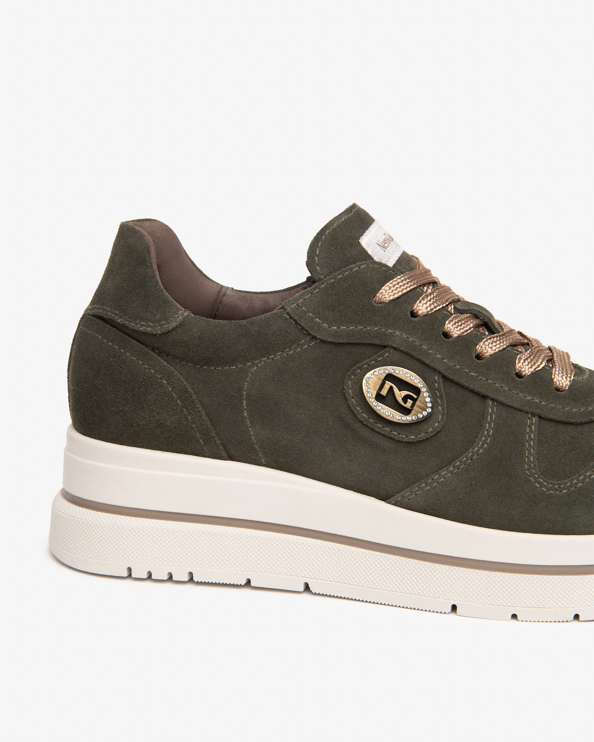 Nero Giardini Sneakers baskets daim plateforme femme