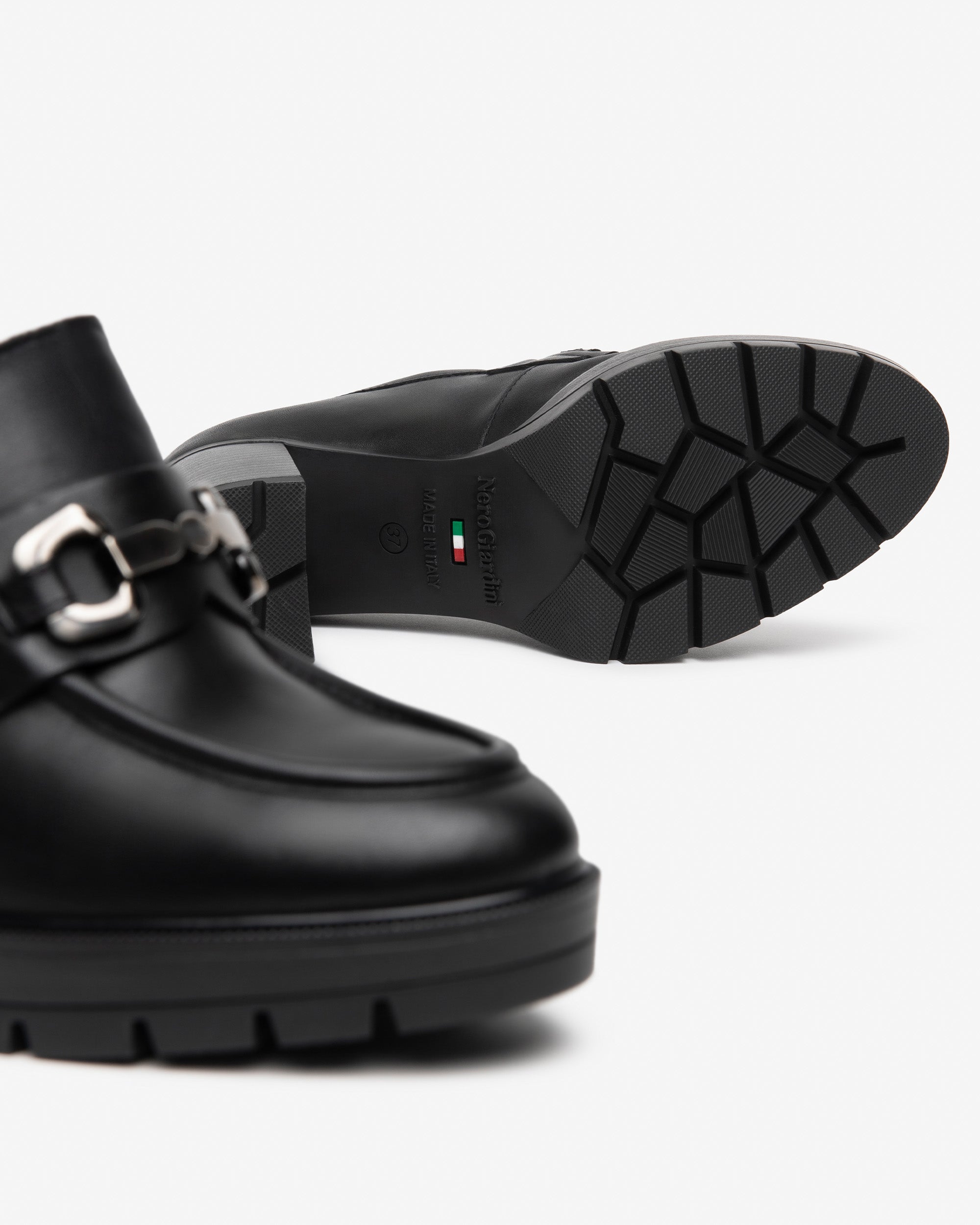 Nero Giardini Loafers mocassins cuir femme talon 8 cm