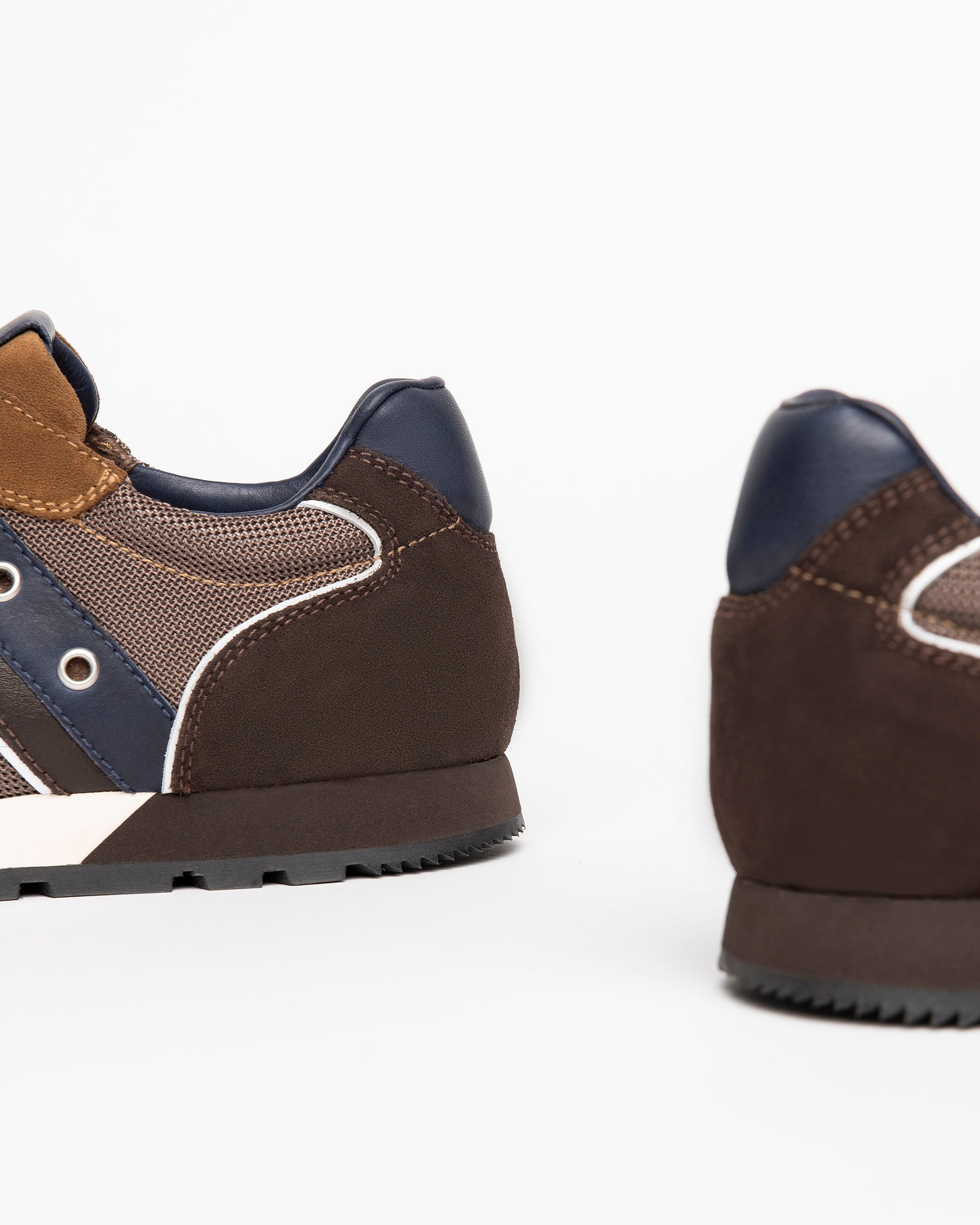 Nero Giardini Sneakers baskets homme 42 daim