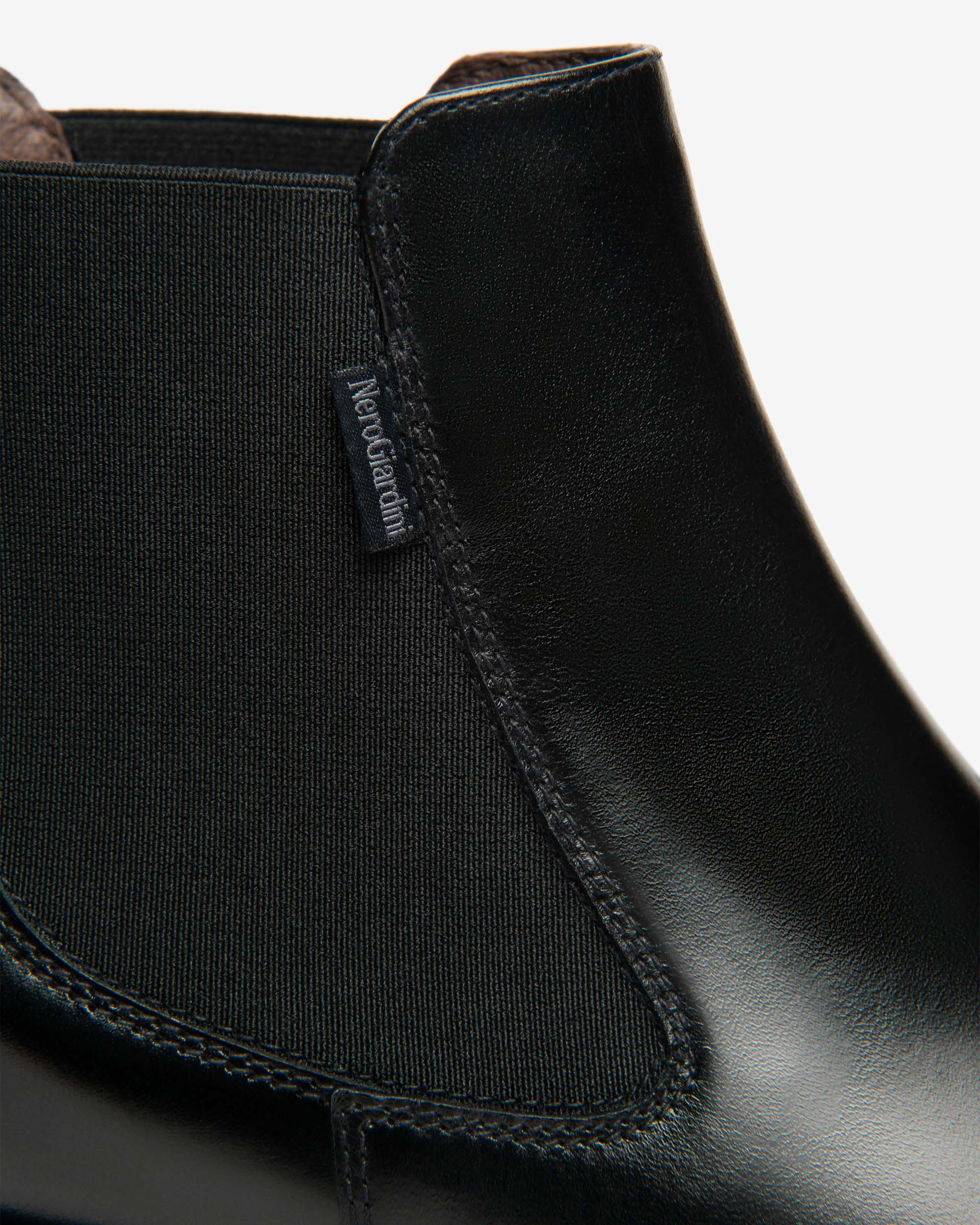 Nero Giardini Chelsea Boots bottines cuir femme noir