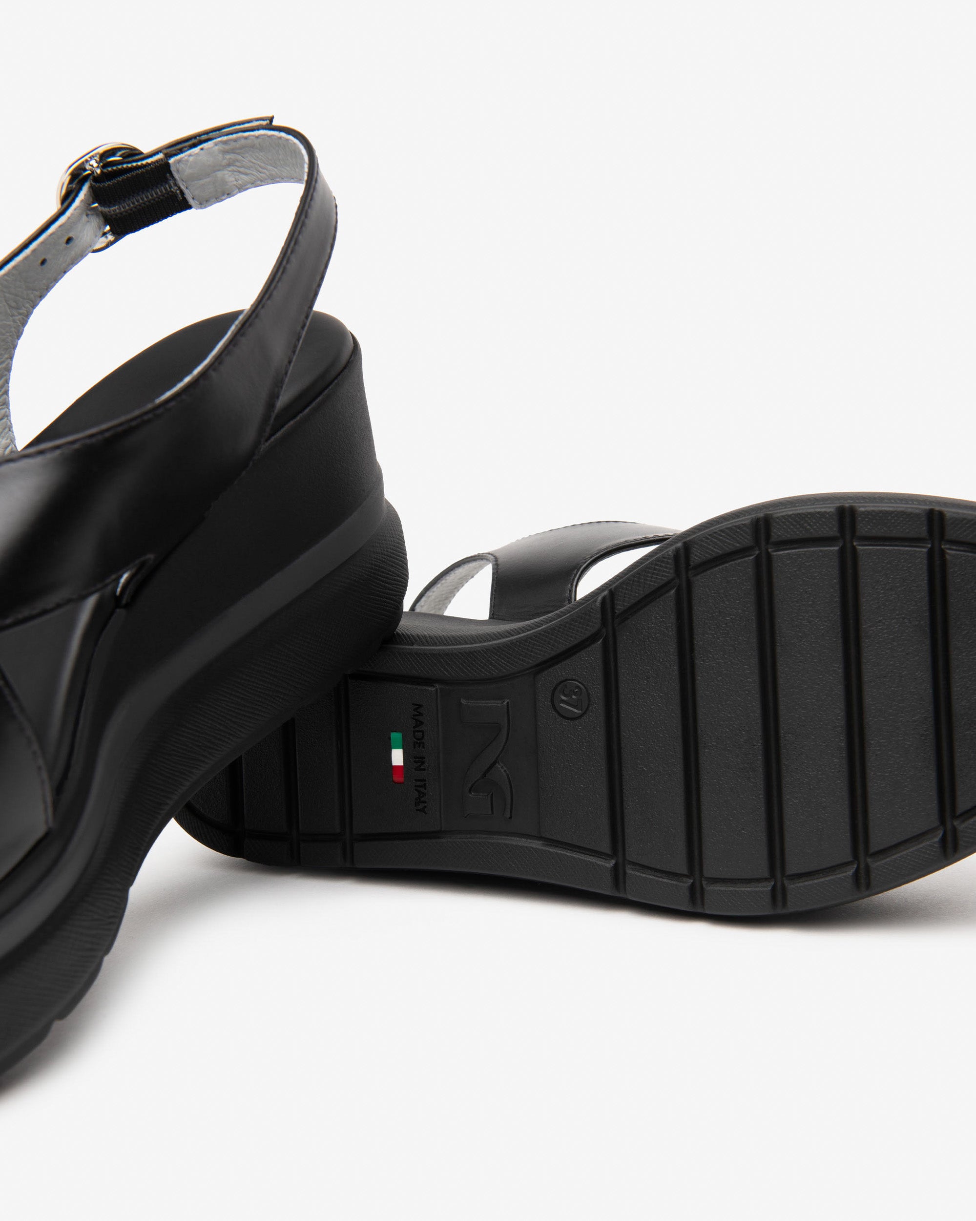 Nero Giardini Sandals sandales cuir femme confort été