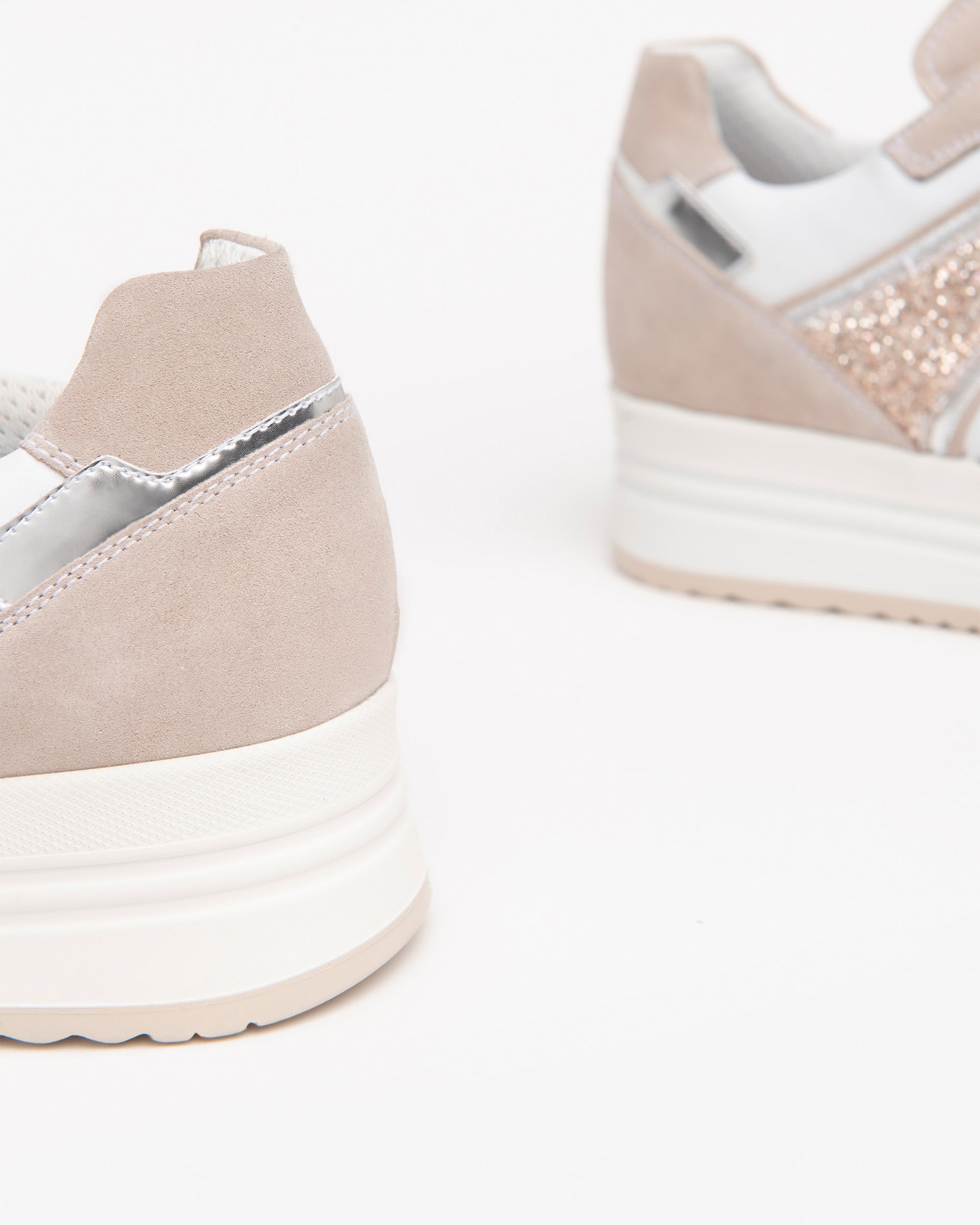Nero Giardini Sneakers cuir daim femme pointure 37