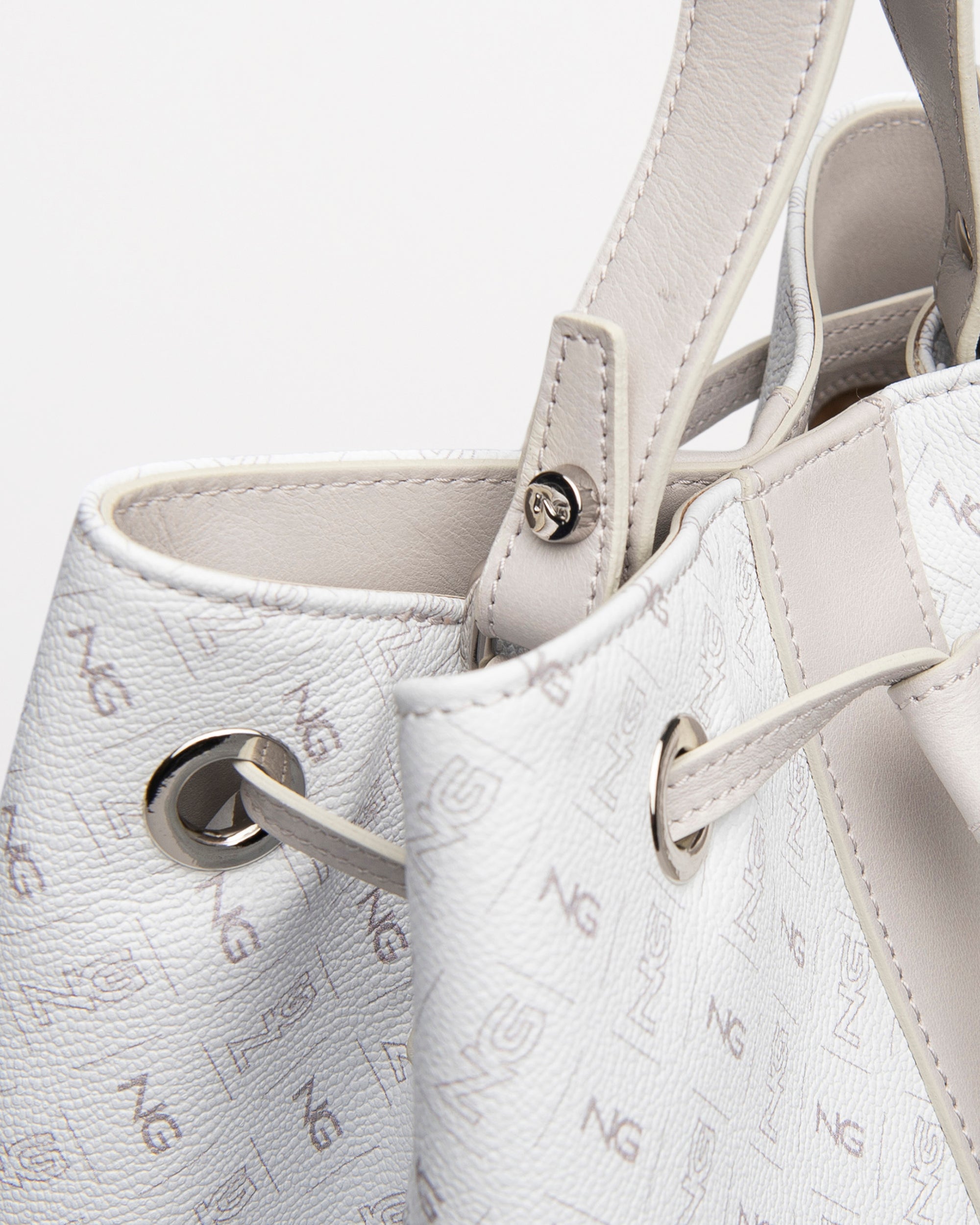 Nero Giardini Bags Sac Seau Femme Cuir Monogramme