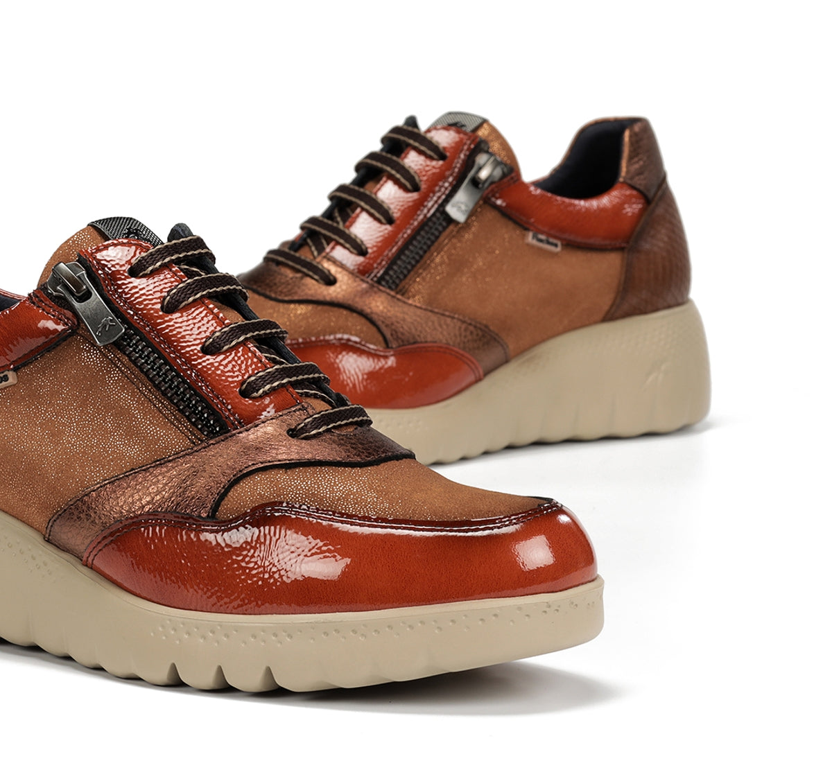 Fluchos Live F2248 baskets femme marron compensées