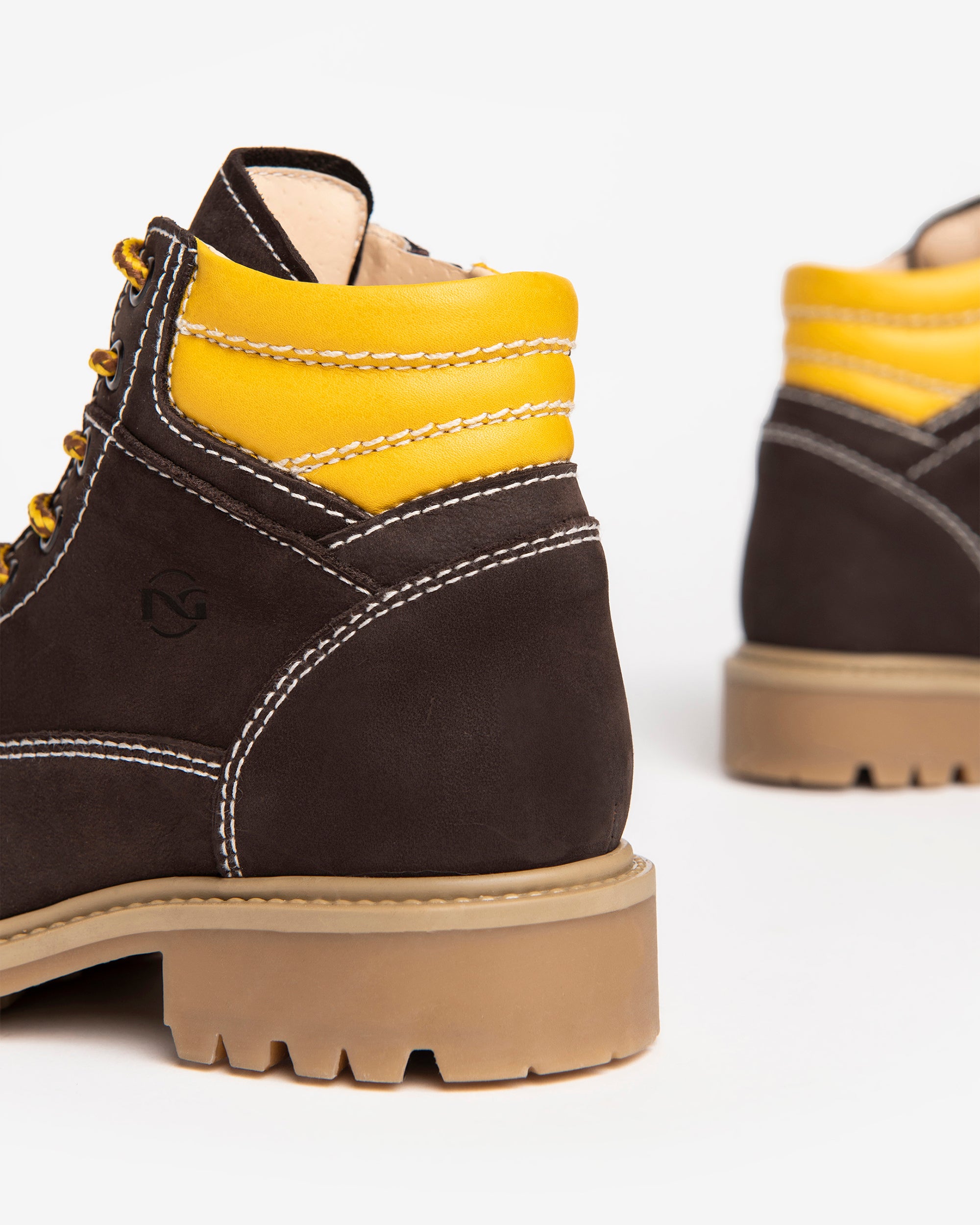 Nero Giardini Ankle Boots boots garçon cuir semelle légère