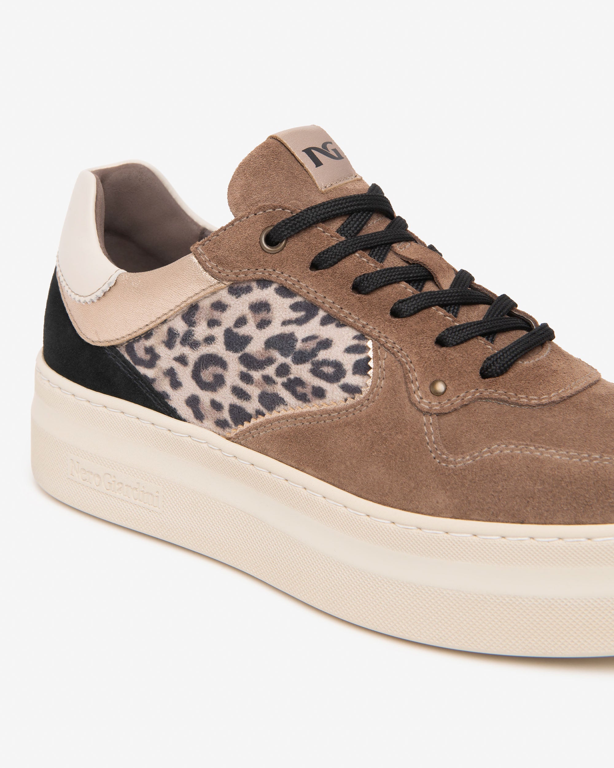 Nero Giardini Sneakers baskets cuir daim femme plateforme