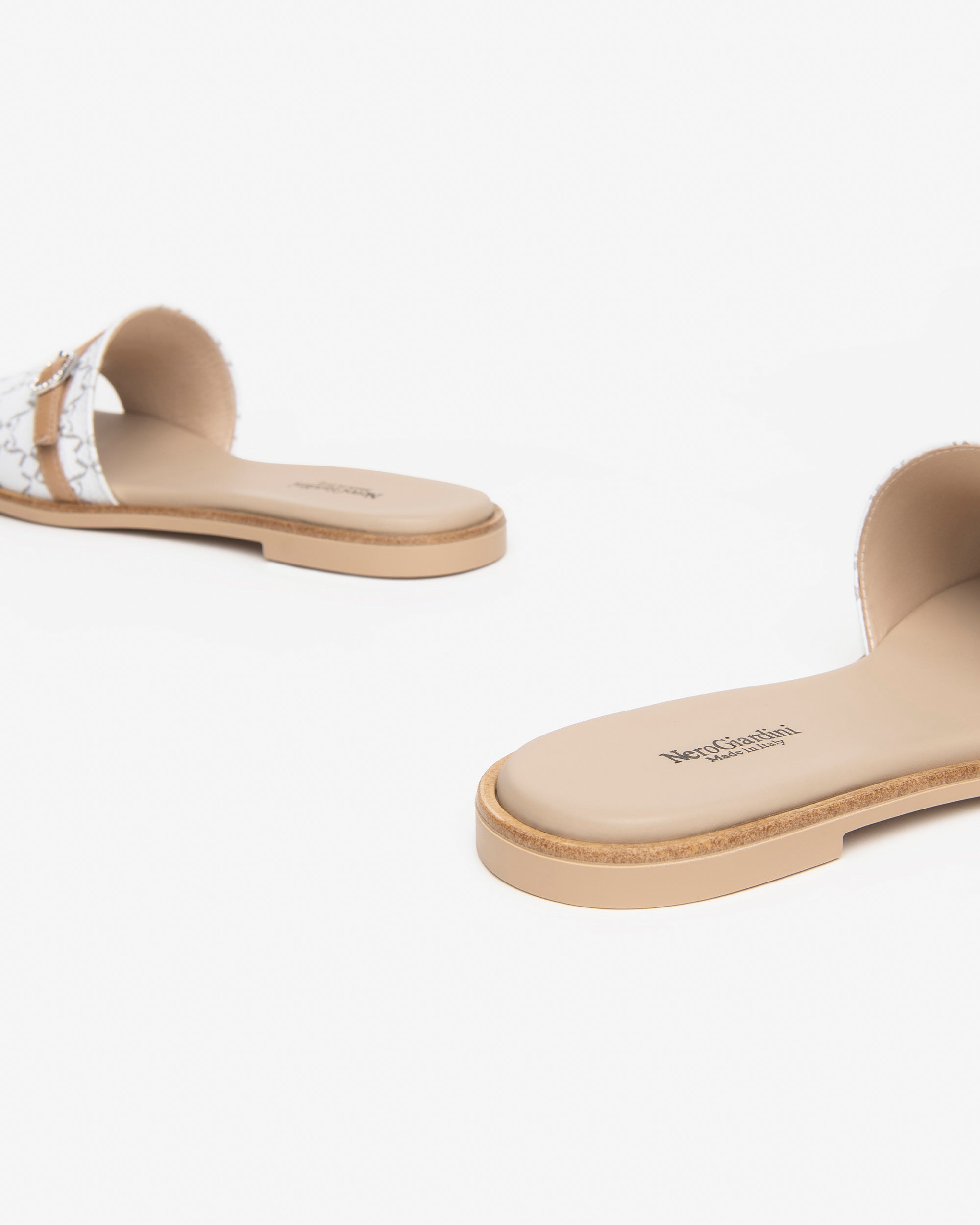 Nero Giardini Sandals mules cuir femme 38