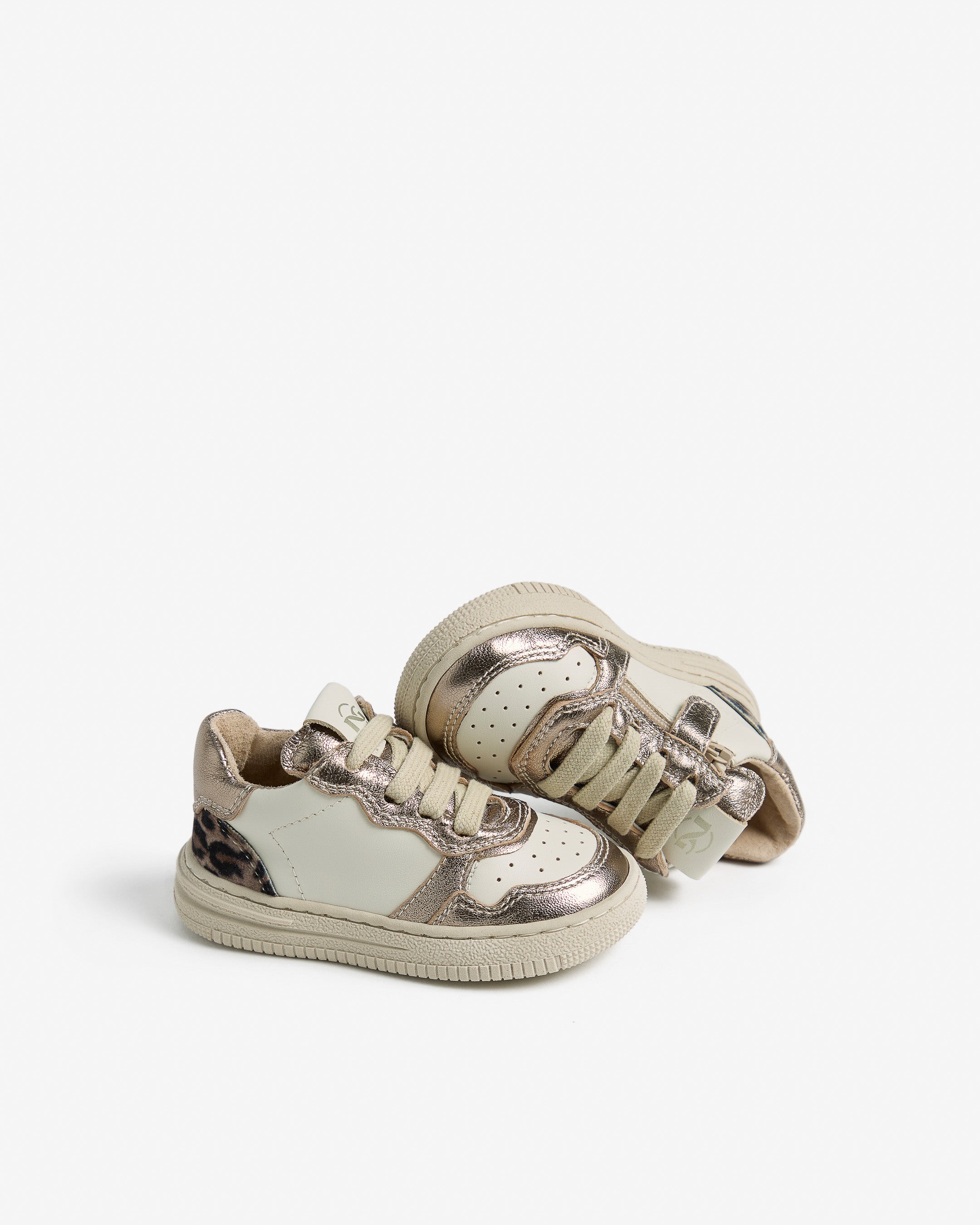 Nero Giardini Sneakers baskets fille cuir légère
