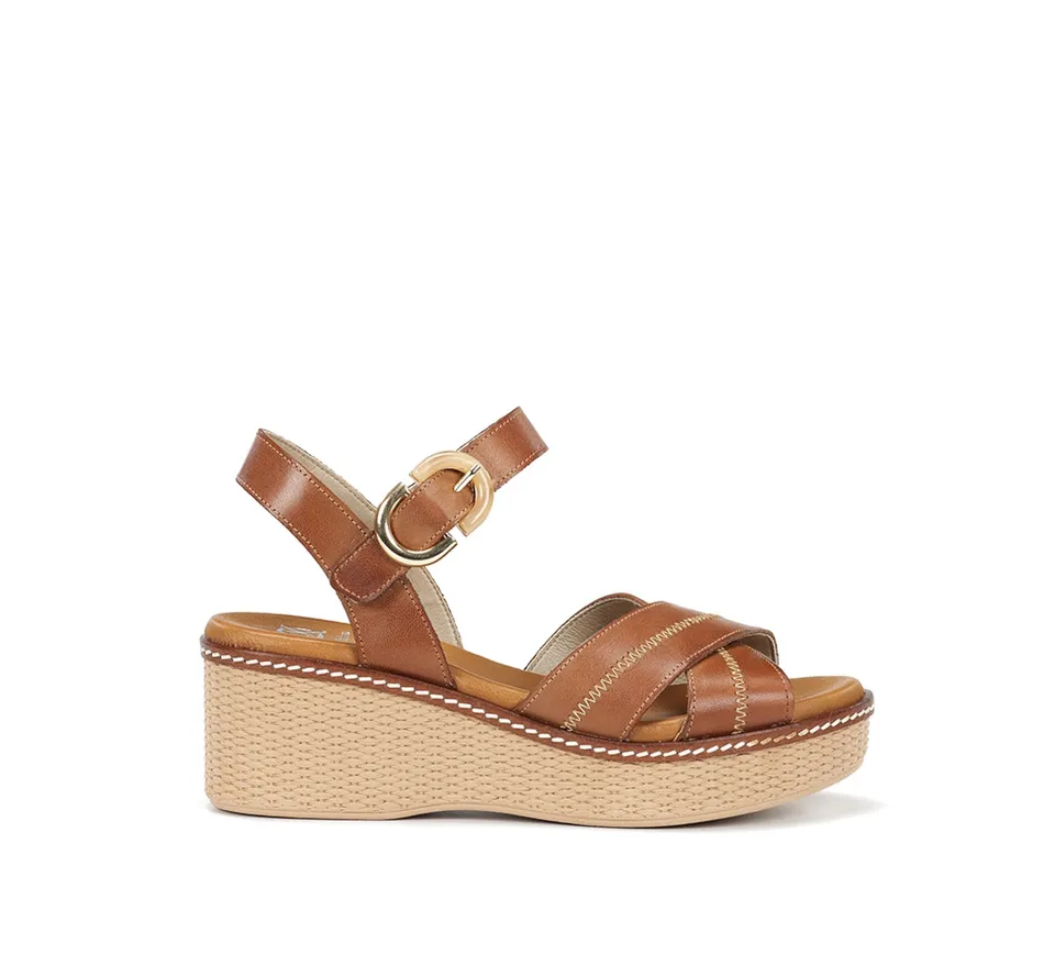 Dorking by Fluchos Nido D9640 sandale marron cuir plateforme