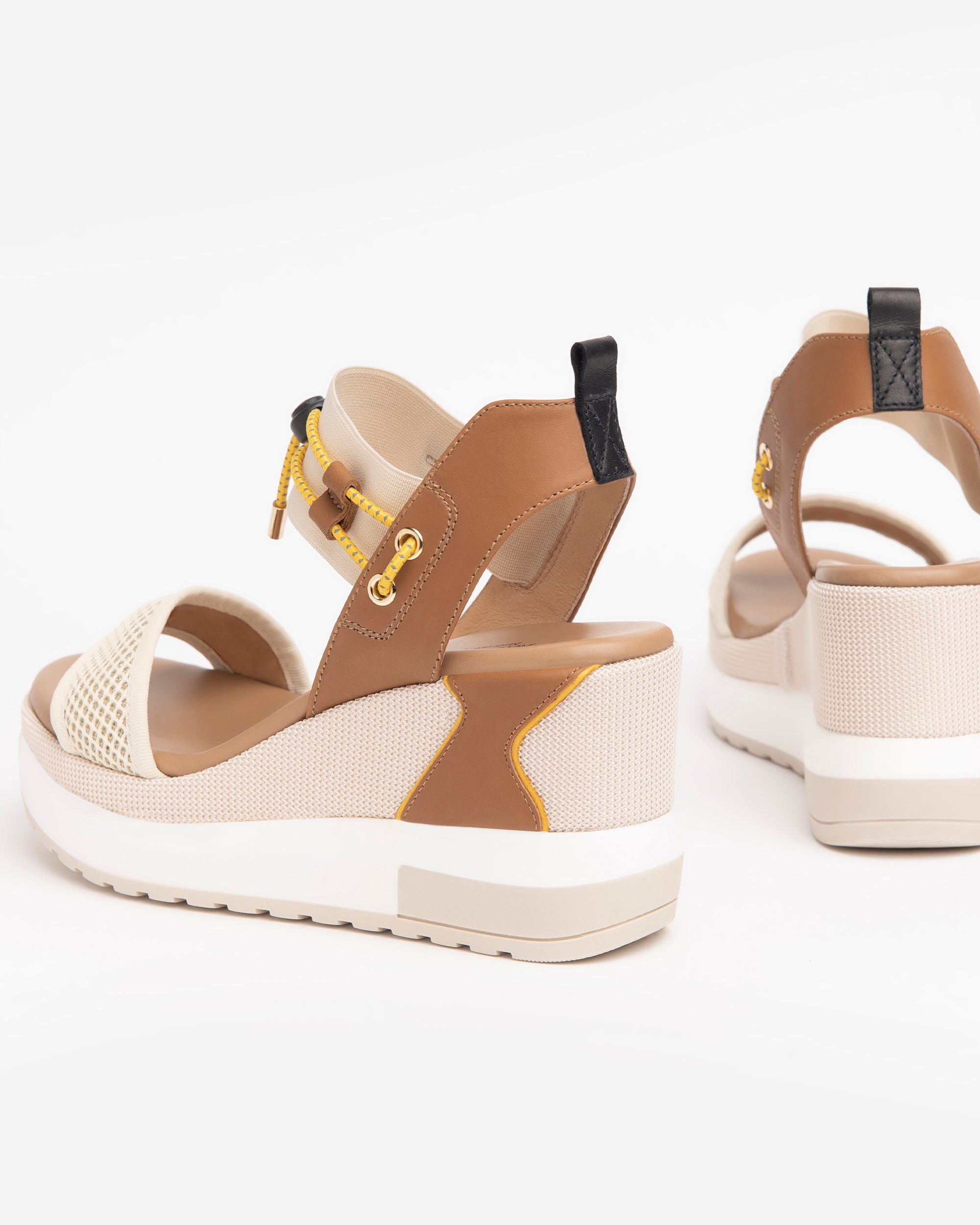 Nero Giardini Sandals Sandales Femme Cuir Compensées 38