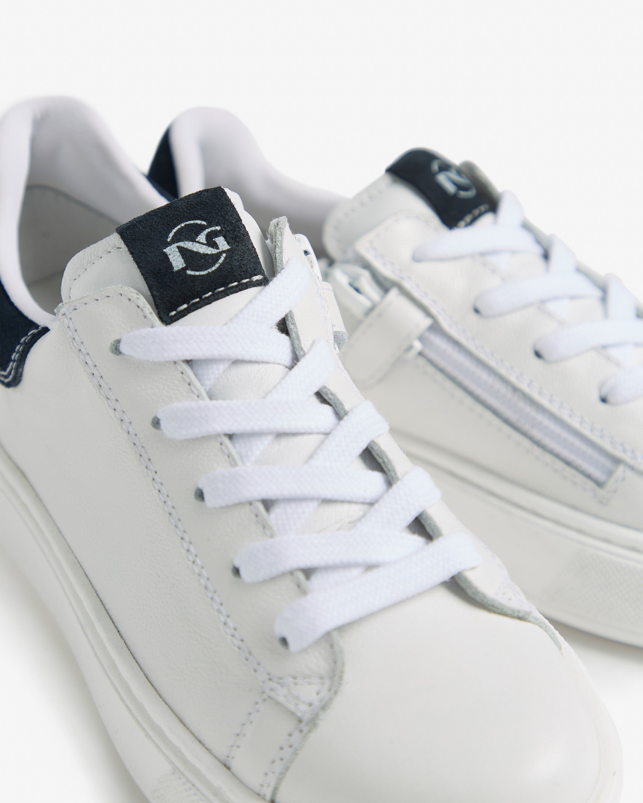 Nero Giardini Sneakers baskets ado cuir daim scratch