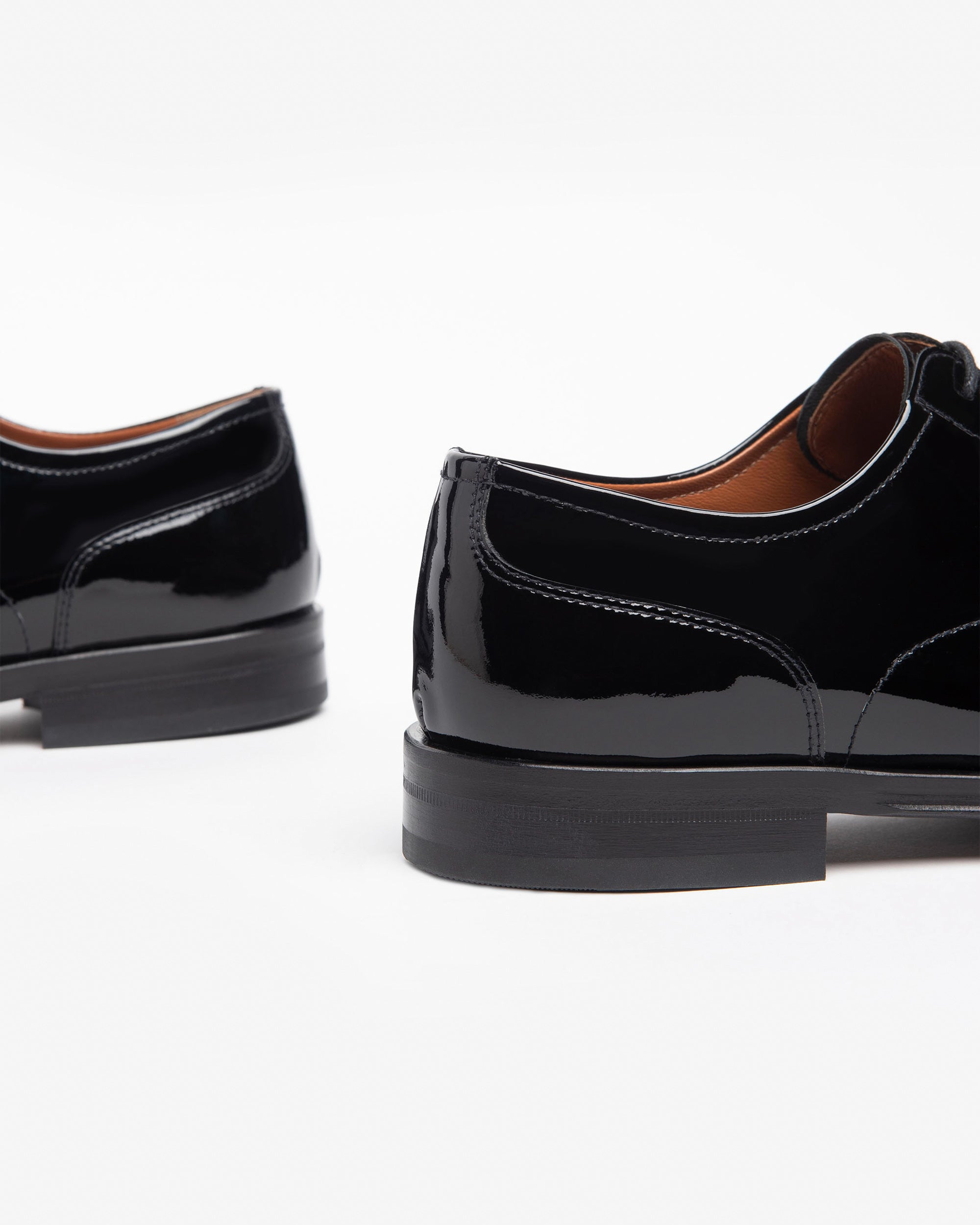Nero Giardini Tie-up vernis homme à lacets pointure 42