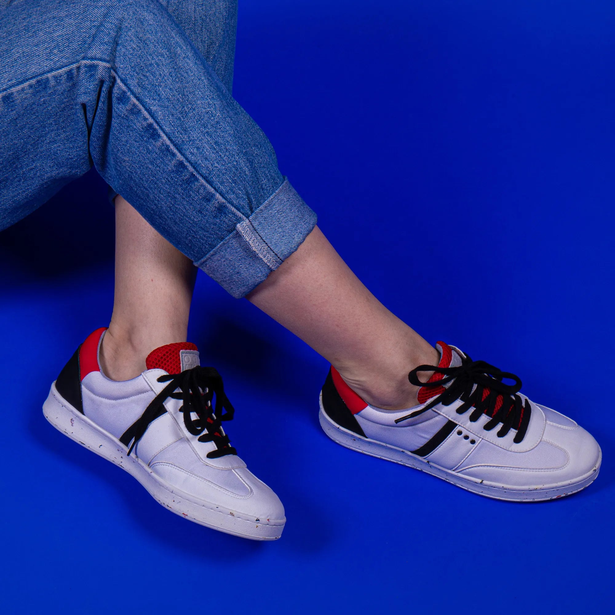 Me.Land Vivace baskets vegan blanc noir rouge recyclées
