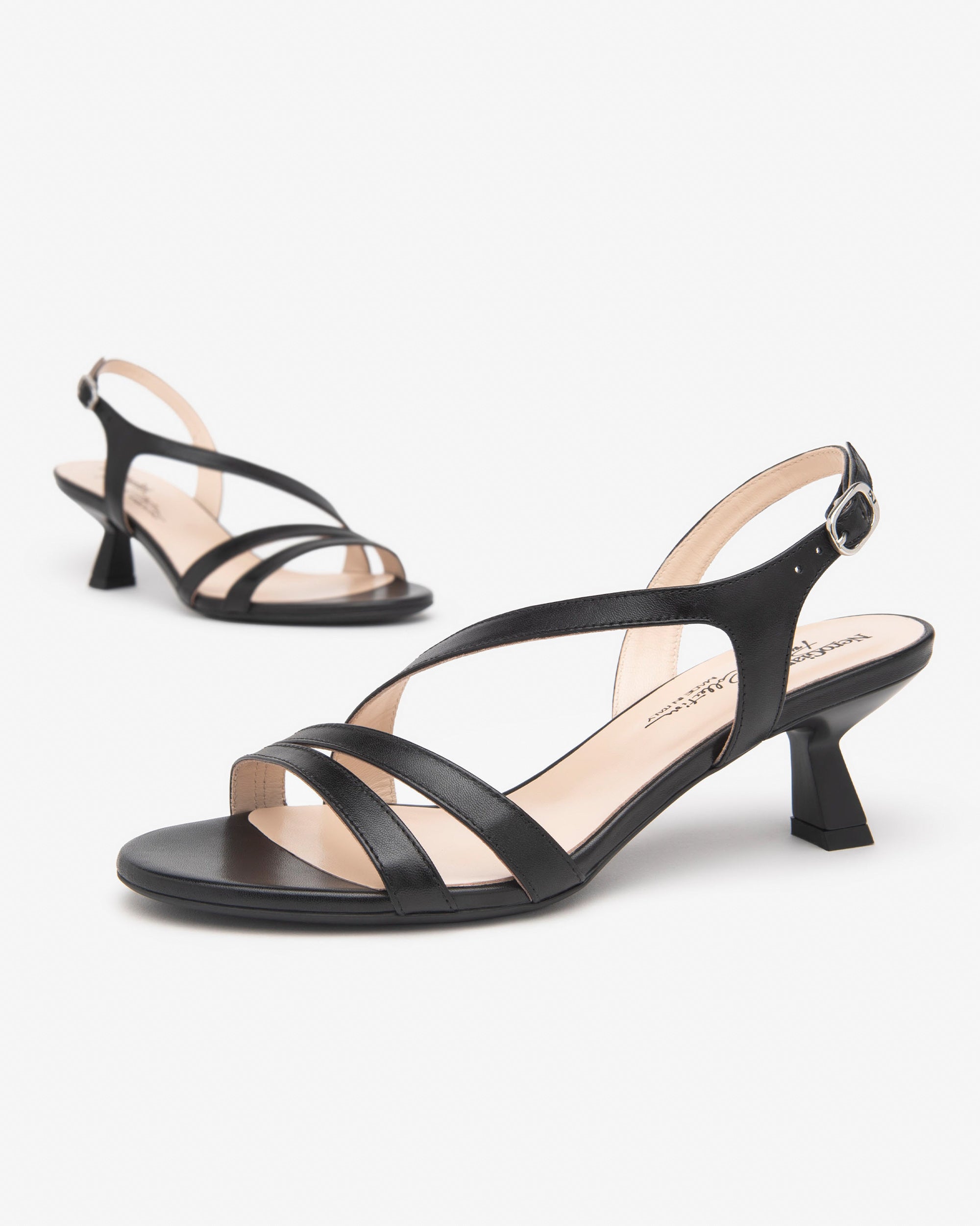 Nero Giardini Sandals sandales cuir femme élégantes
