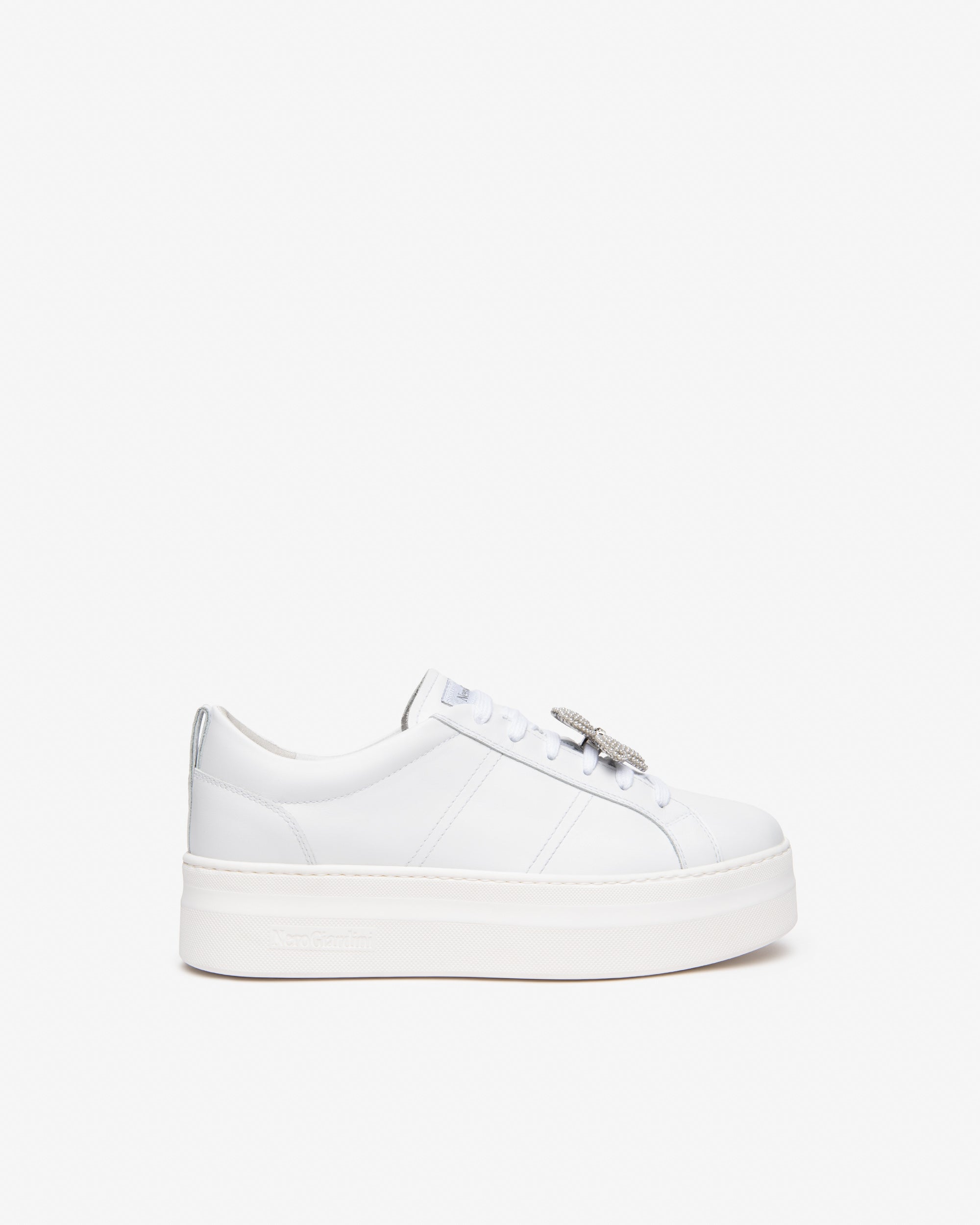 Nero Giardini Sneakers baskets cuir femme mémoire