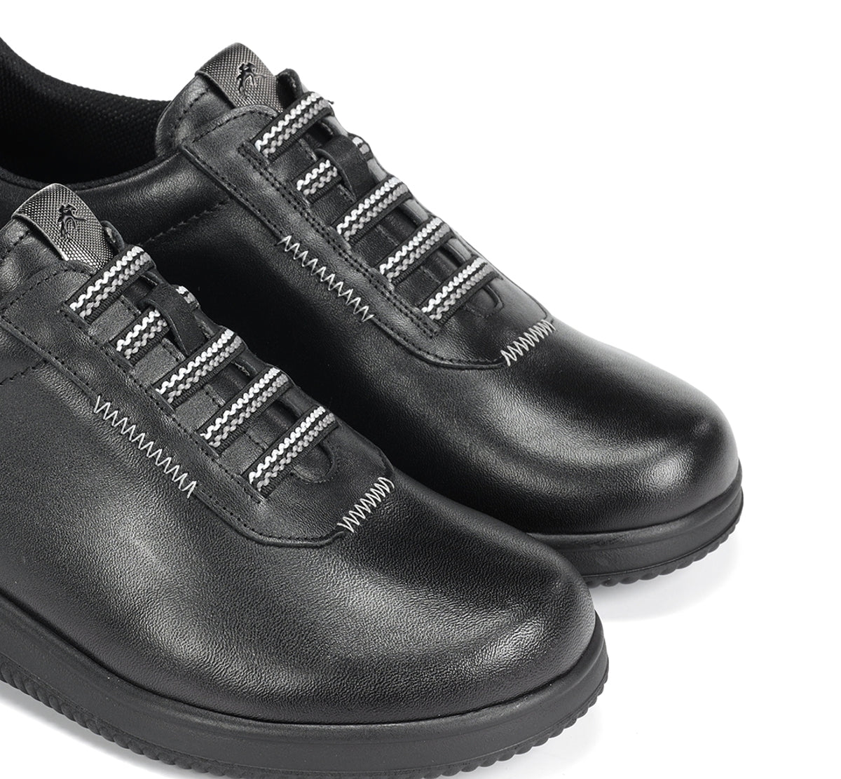 Fluchos Prime W F2335 baskets noires femme mains libres