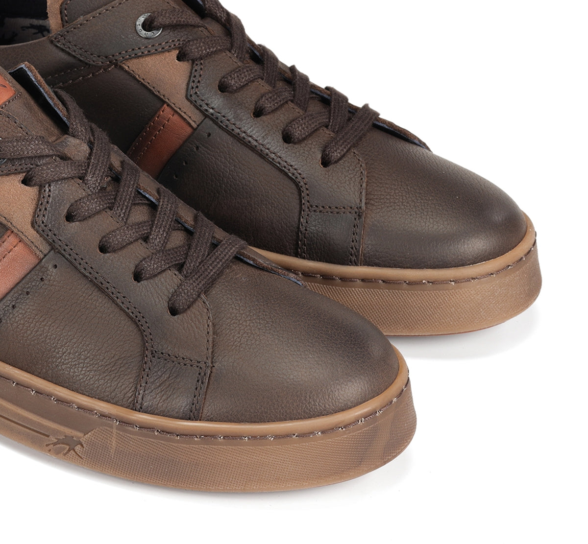 Fluchos Nemo F2215 baskets homme marron slip on