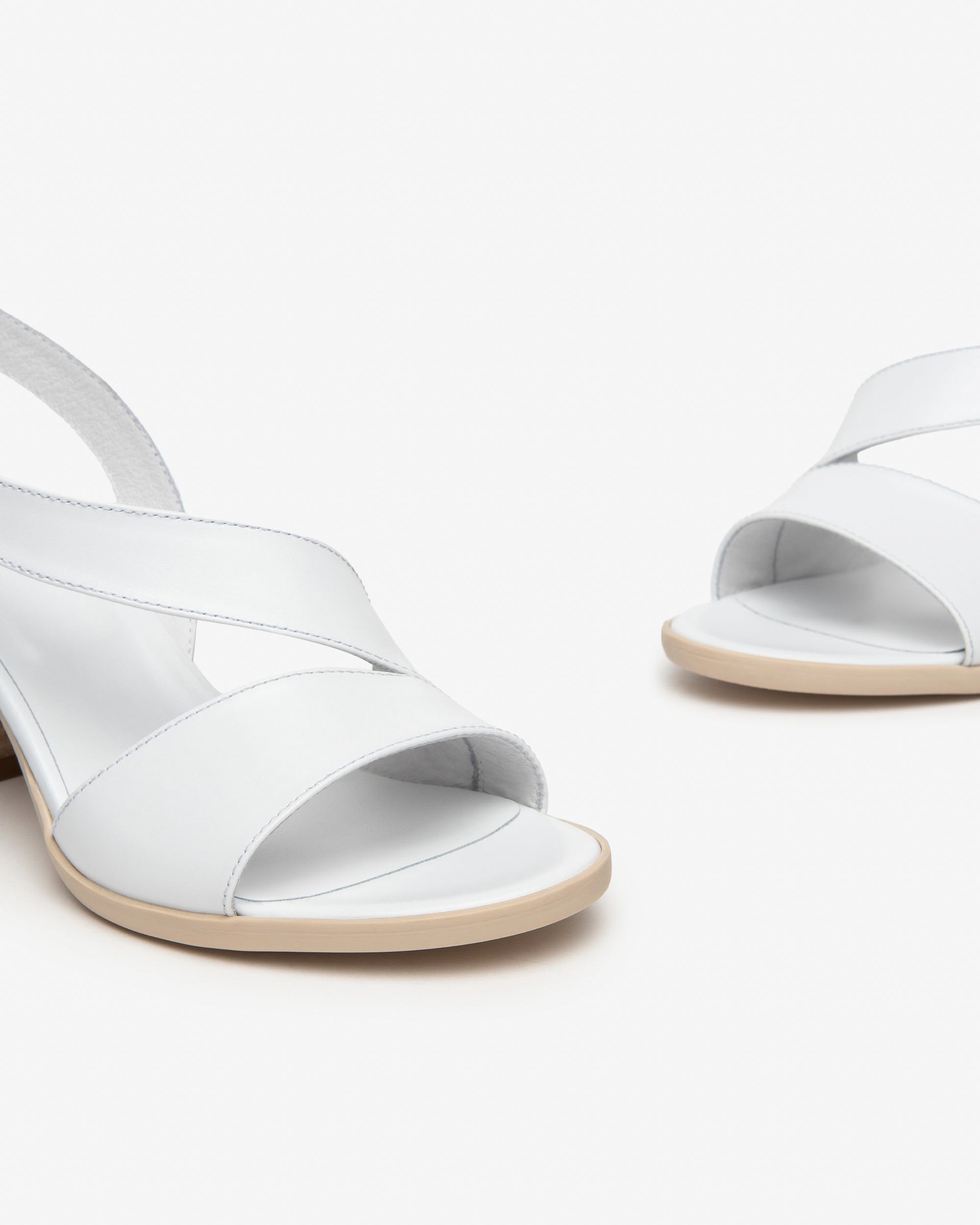 Nero Giardini Sandals sandales cuir femme 38 confort