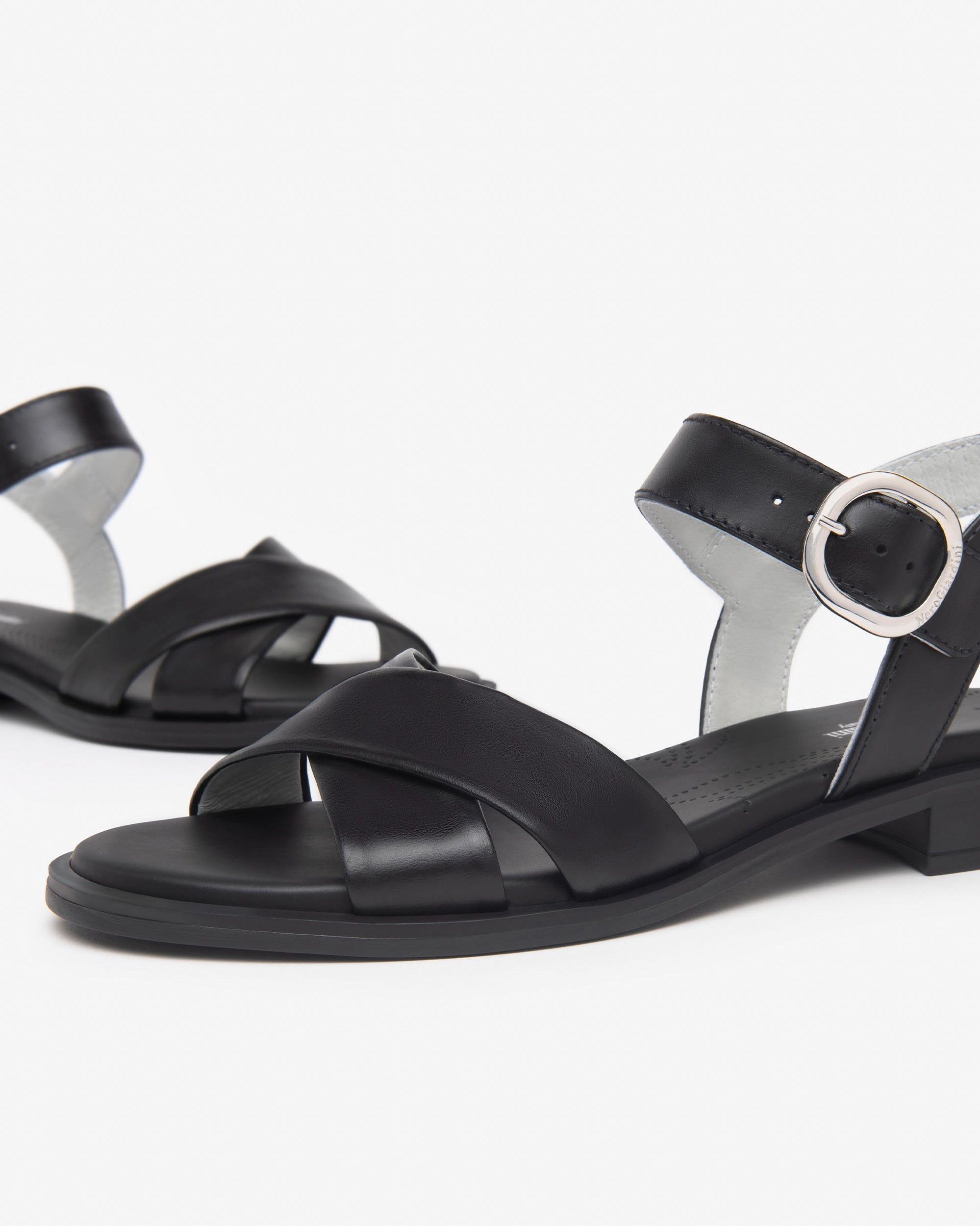 Nero Giardini Sandals sandales cuir confort été