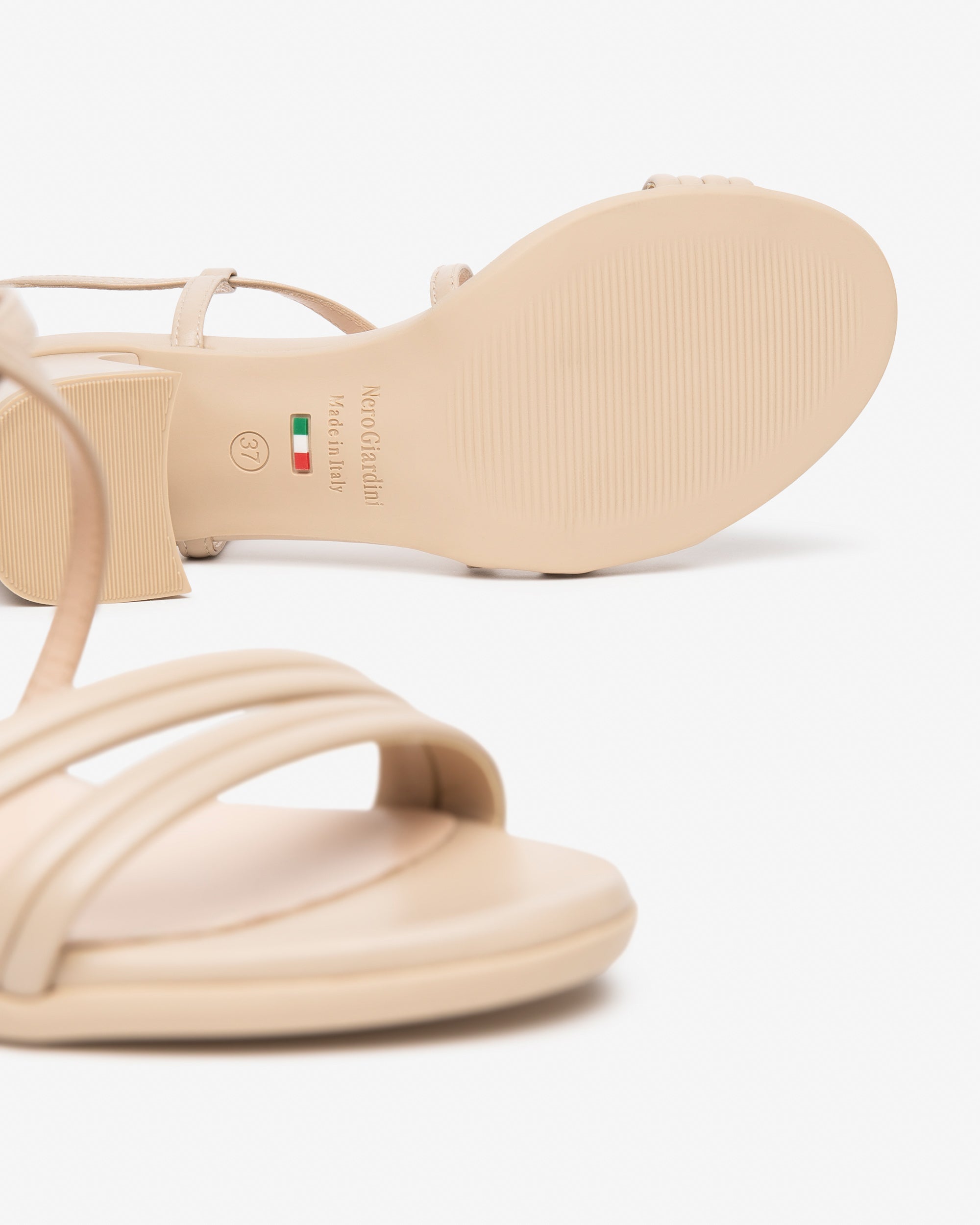 Nero Giardini Sandals Sandales Cuir Femme Été