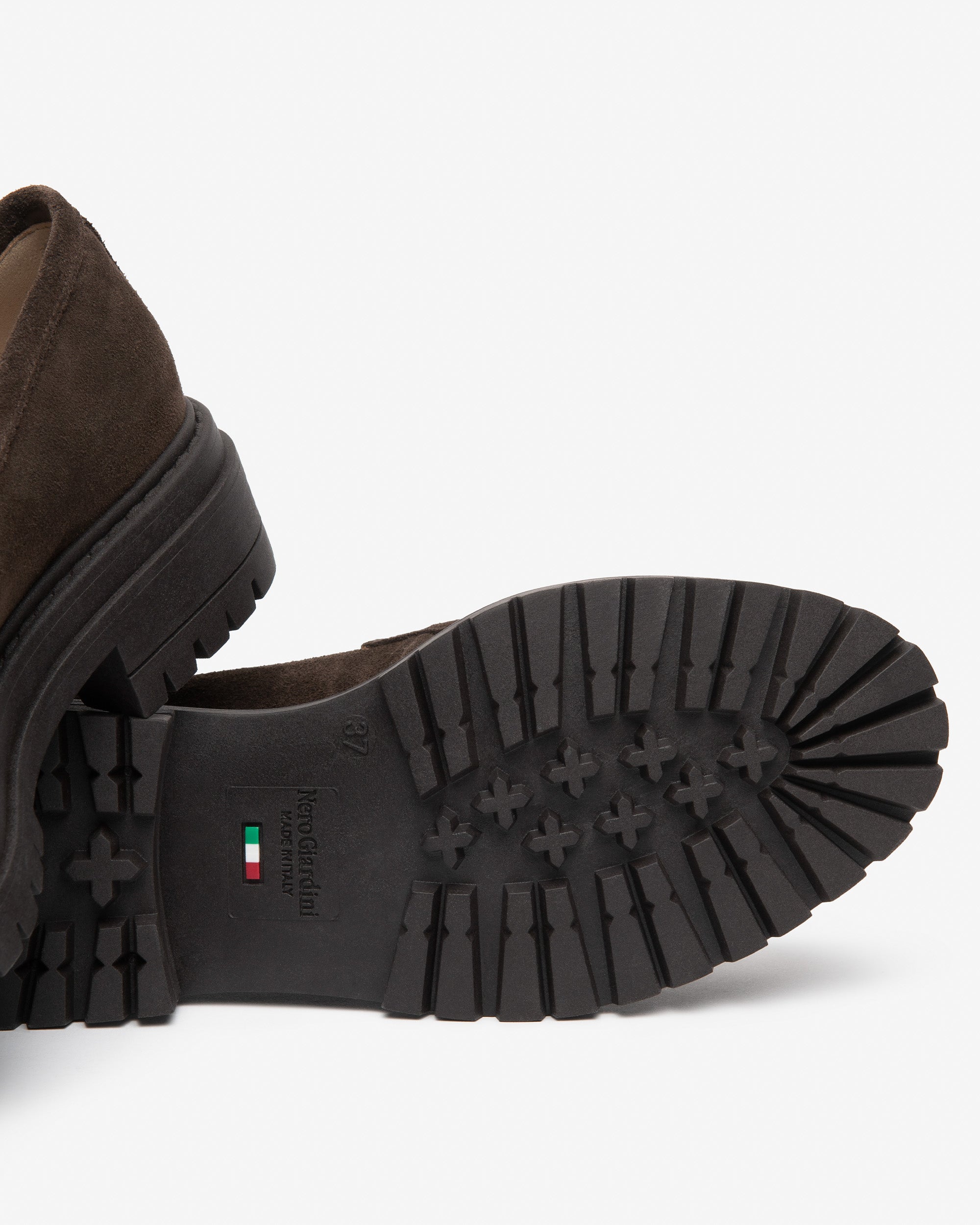 Nero Giardini Loafers mocassins daim femme talon bloc