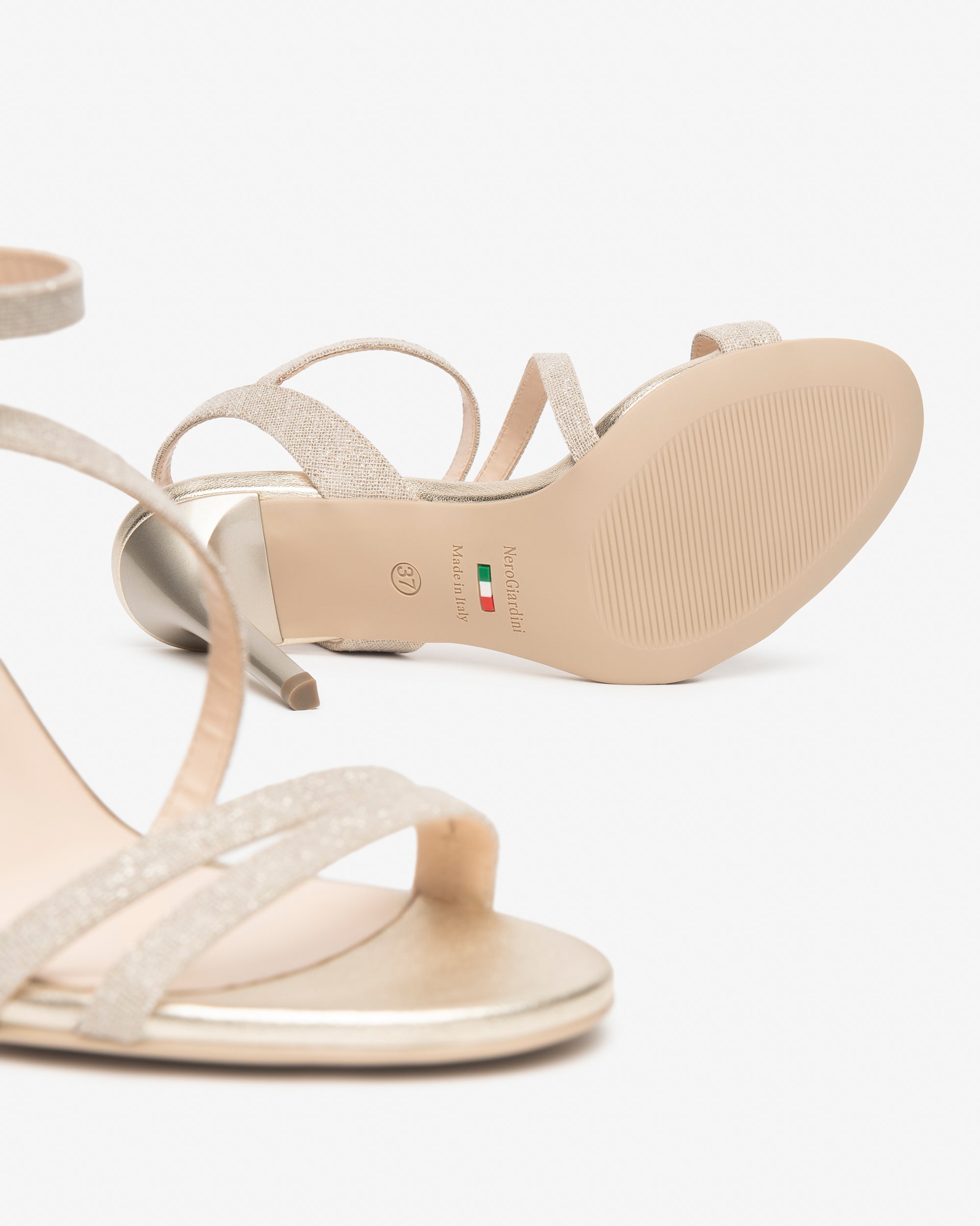Nero Giardini Sandals sandales femme tissu cérémonie