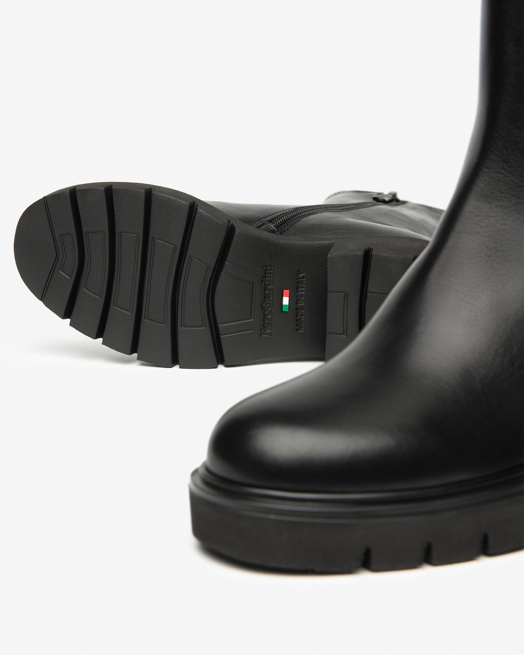 Nero Giardini chelsea boots cuir femme confort