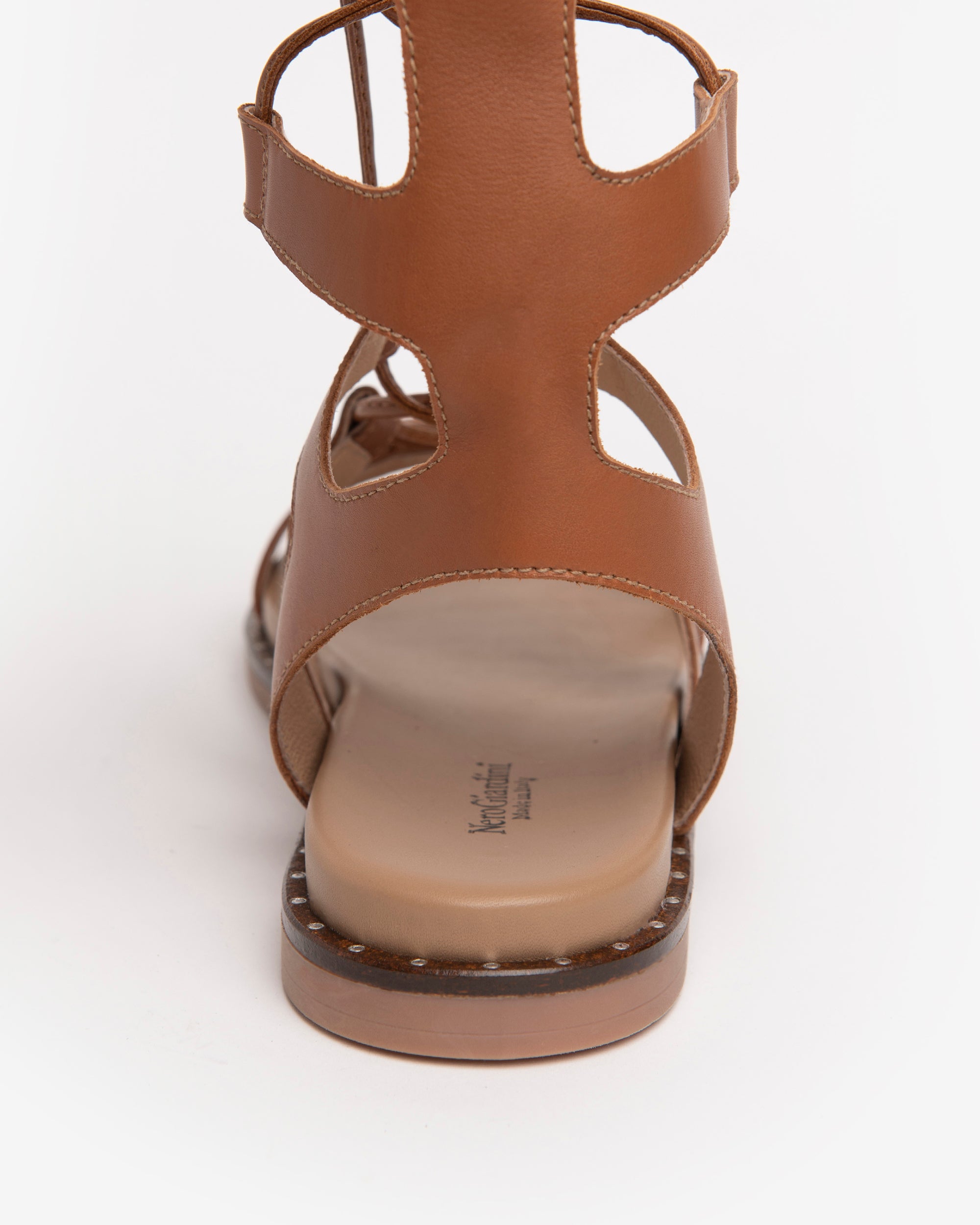 Nero Giardini Sandals sandales cuir femme plates