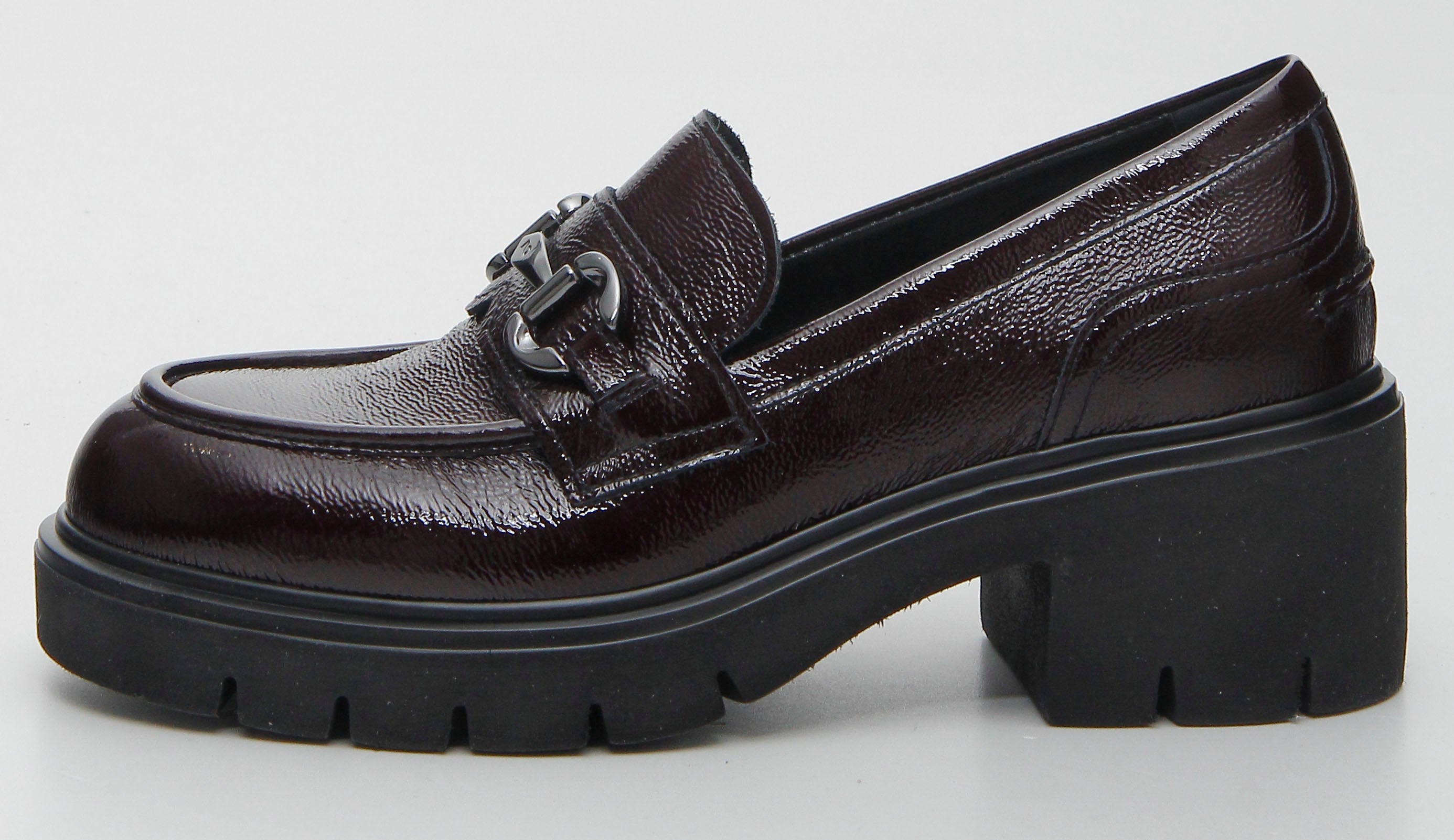 Nero Giardini Loafers mocassins vernis femme cuir