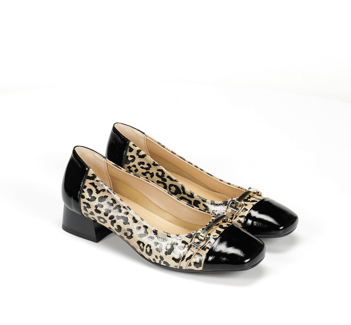 Dorking Gia D9304 mocassins noirs femme cuir talon