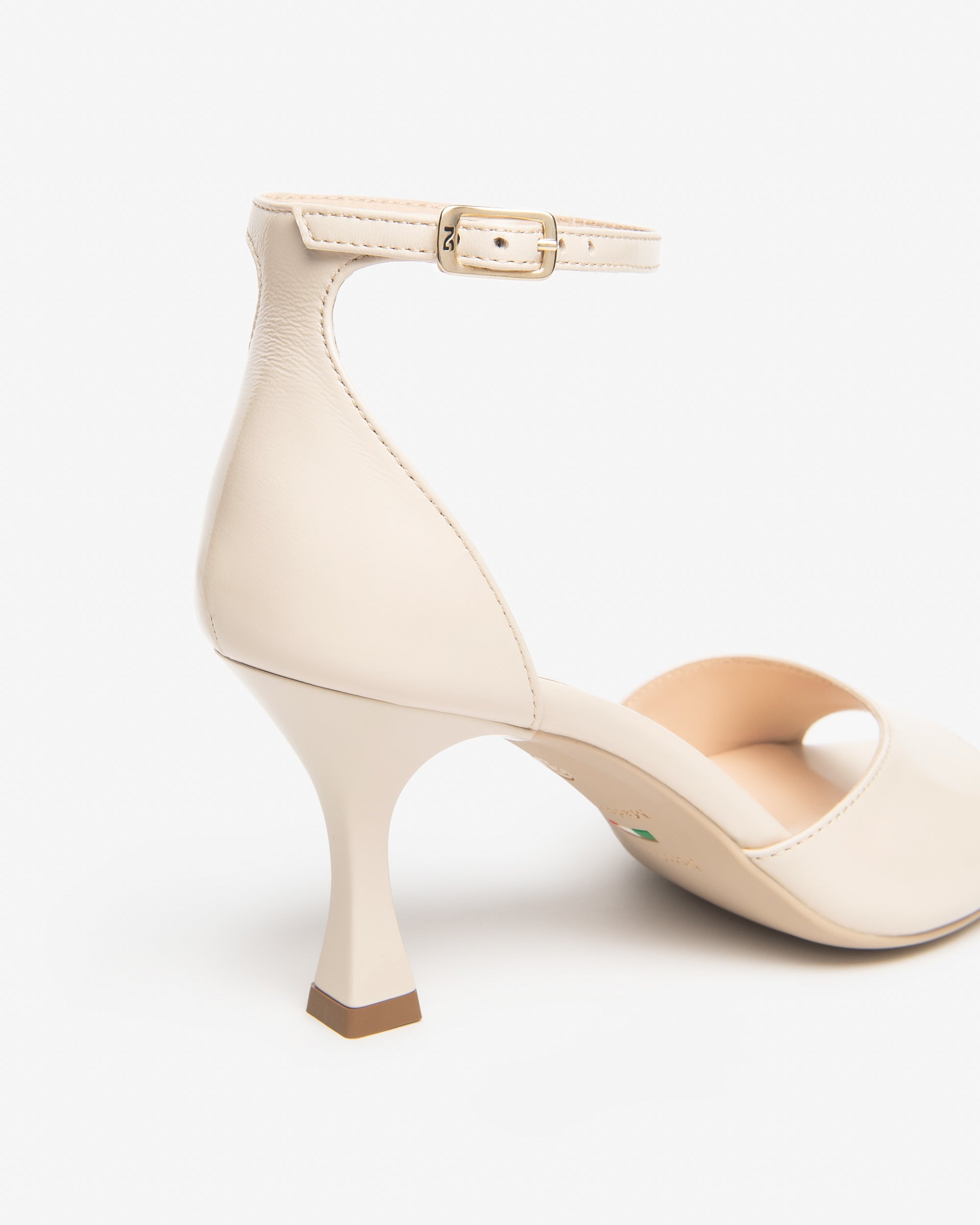 Nero Giardini Sandals sandales cuir femme cérémonie