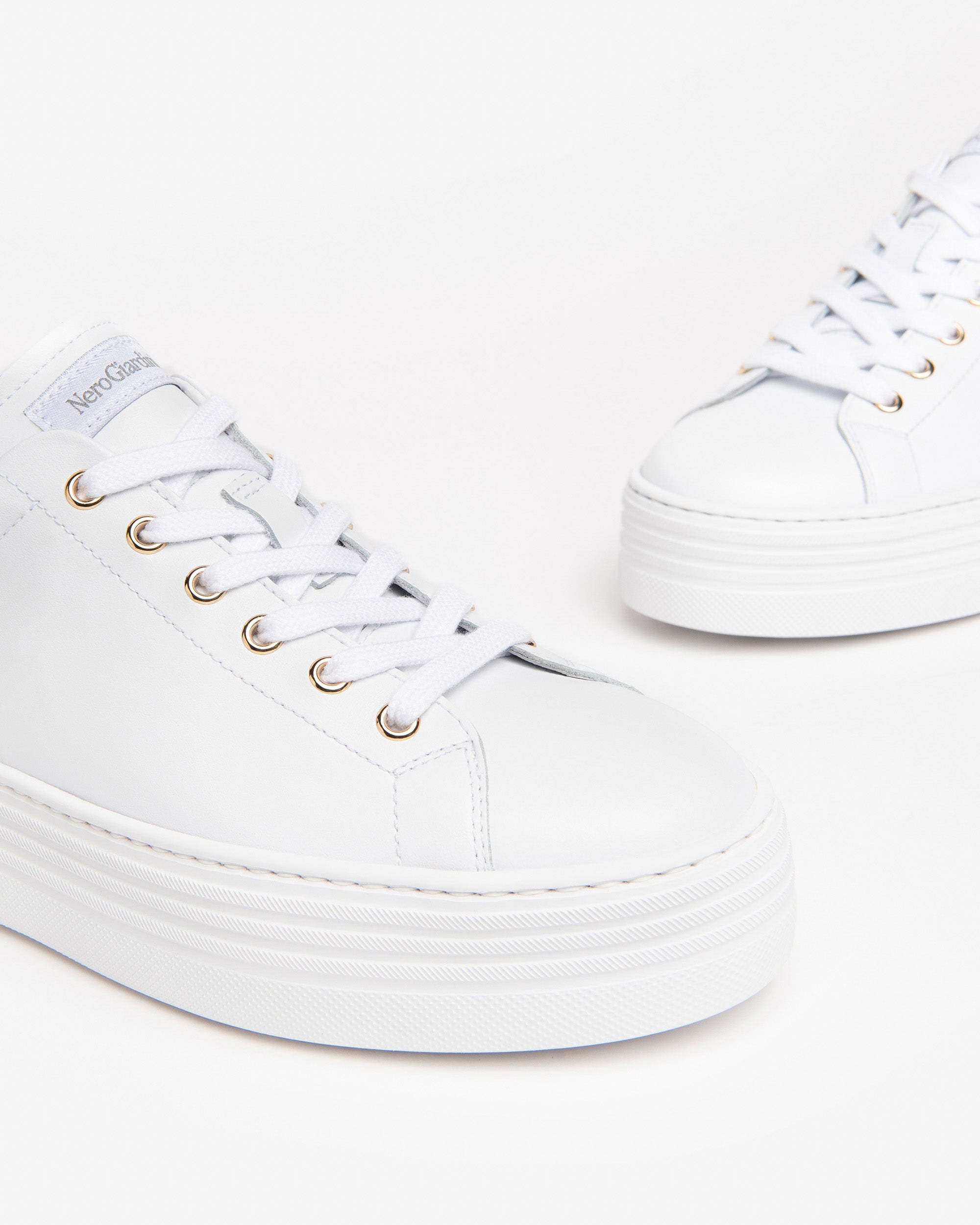Nero Giardini Sneakers baskets cuir femme confort